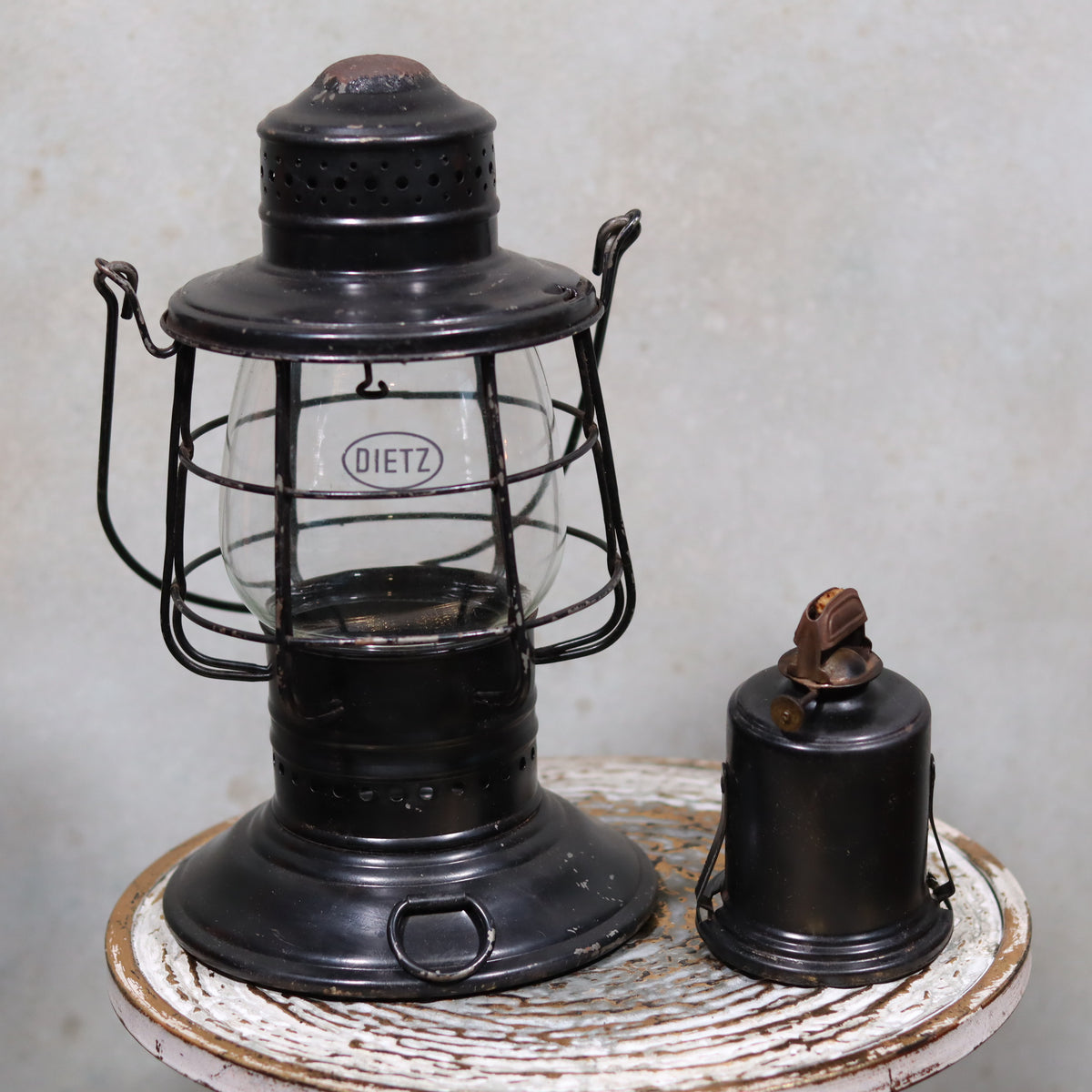 Vintage Keystone Ware Hurricane Lantern – Black Finish with Dietz Glass oil lamp showcasing classic black metal design and authentic vintage style