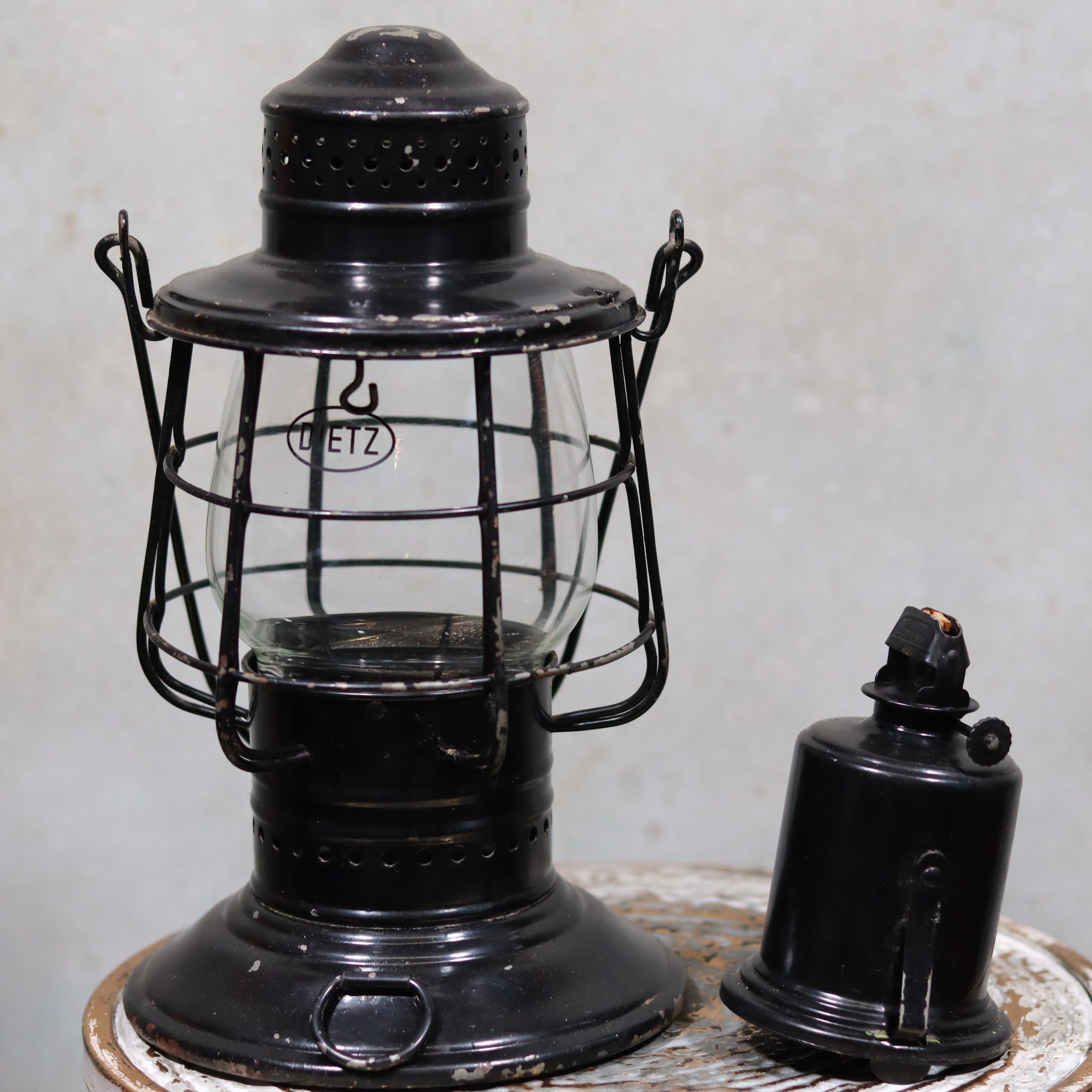 Vintage Keystone Ware Hurricane Lantern – Black Finish with Dietz Glass oil lamp showcasing classic vintage design and durable build.
