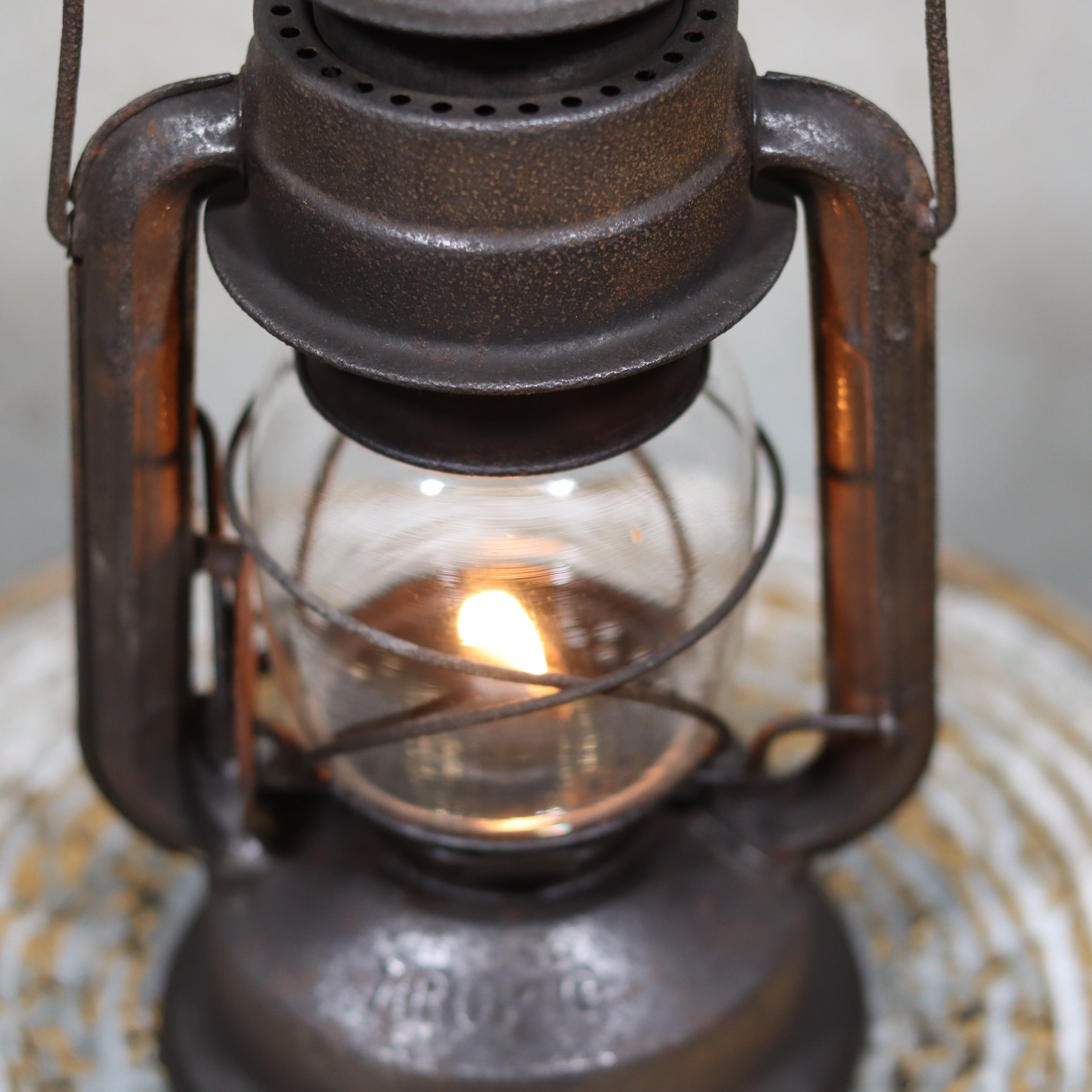 Chalwyn “Tropic” Hurricane Lantern – Made in England (1960s–1970s)