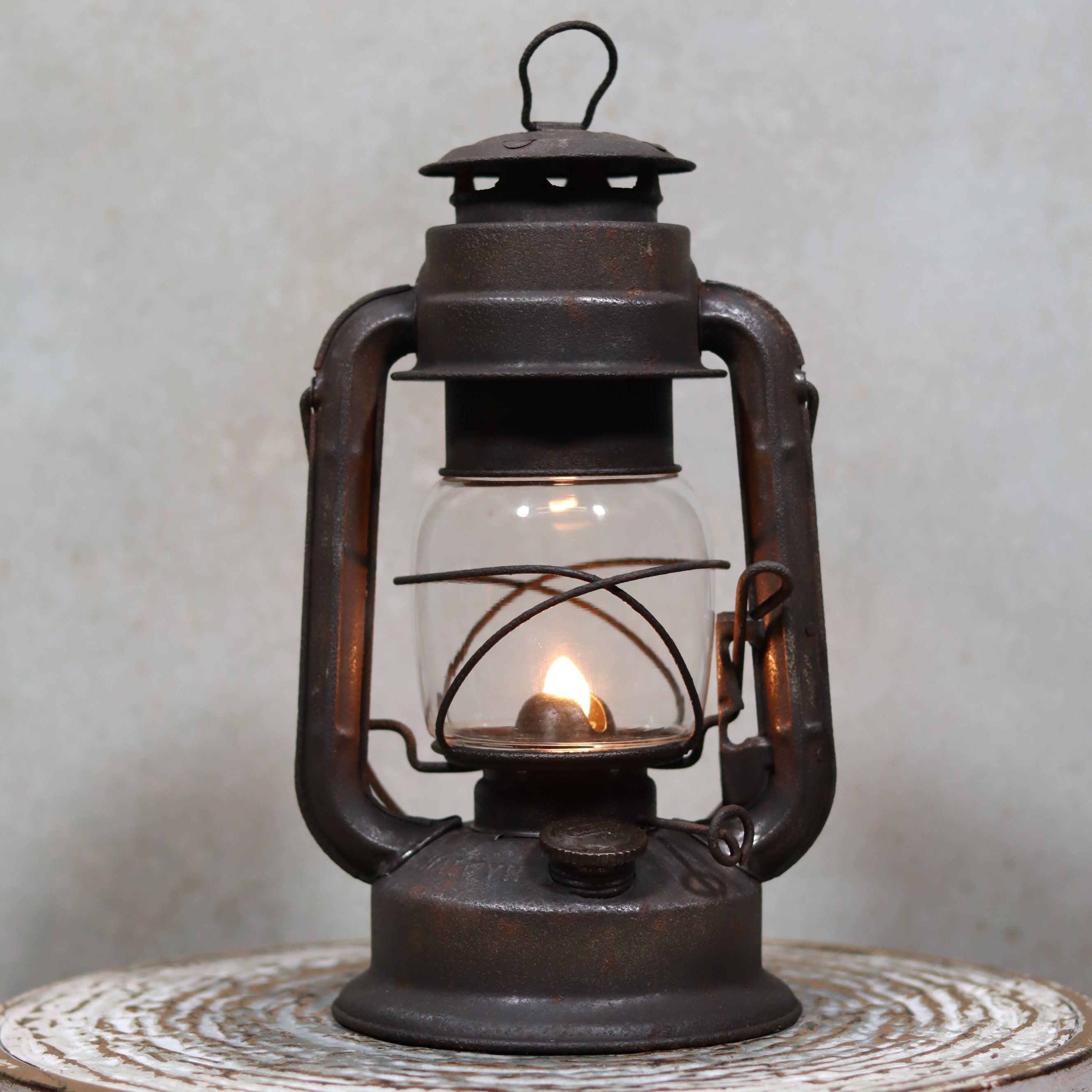 Chalwyn “Tropic” Hurricane Lantern – Made in England (1960s–1970s)