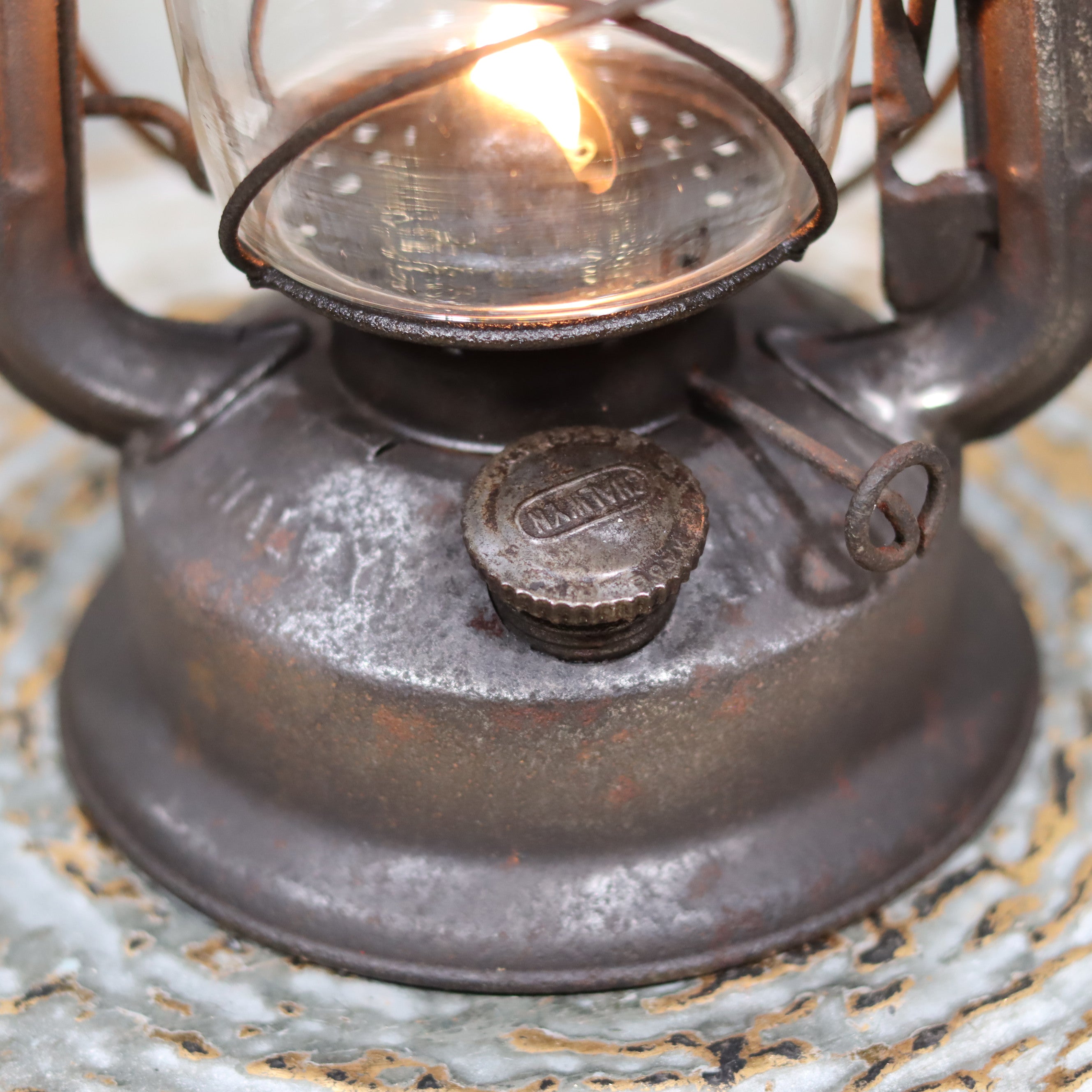 Chalwyn “Tropic” Hurricane Lantern – Made in England (1960s–1970s)