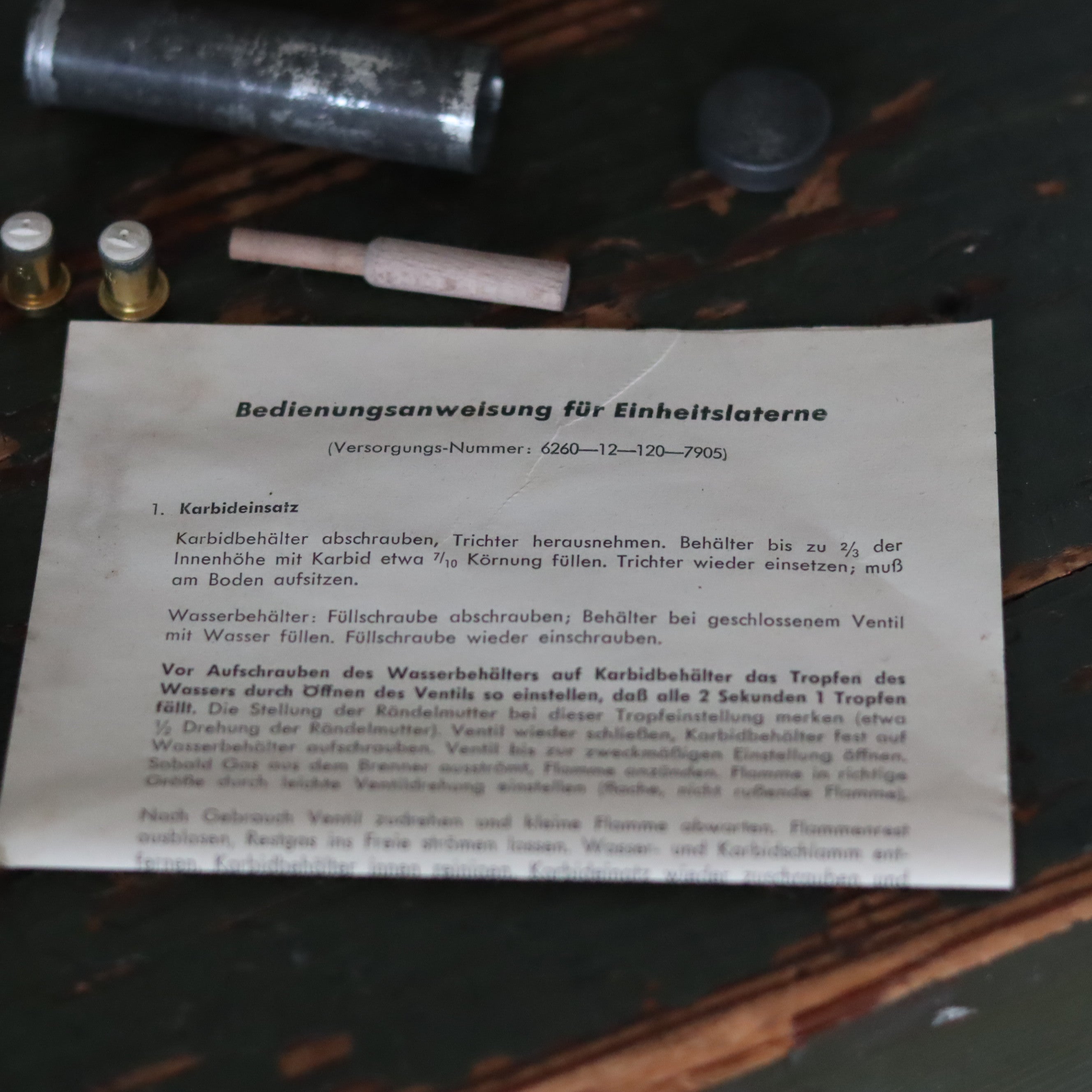 Rare German Military Lantern Set – Einheitslaterne 2AG53 with Multi-Fuel Options and Accessories (Osmeka, 1950s–1960s)