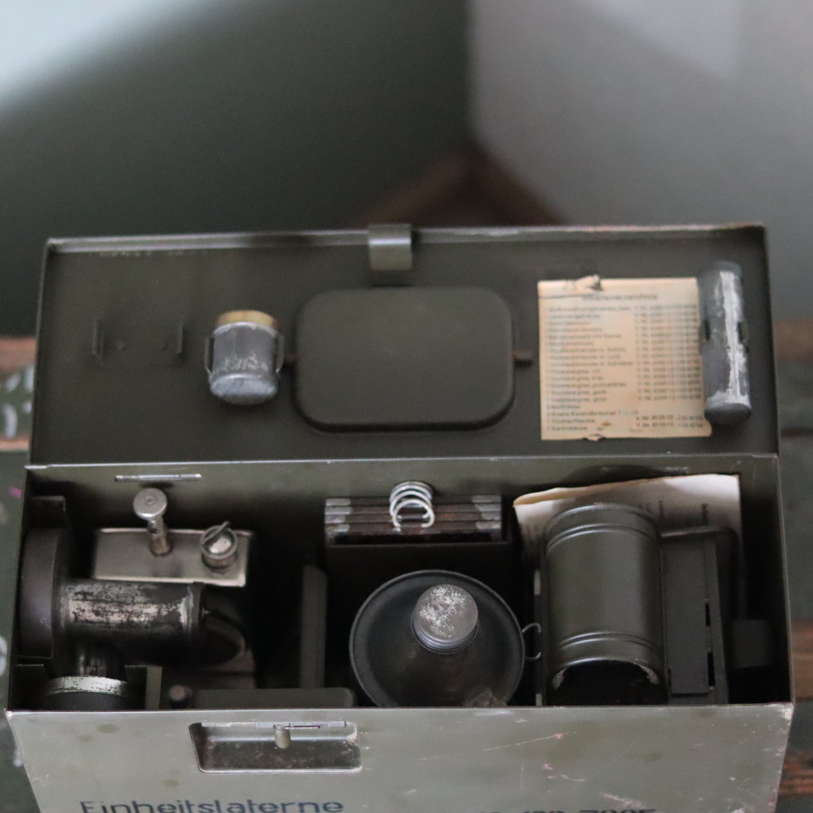 Rare German Military Lantern Set – Einheitslaterne 2AG53 with Multi-Fuel Options and Accessories (Osmeka, 1950s–1960s)