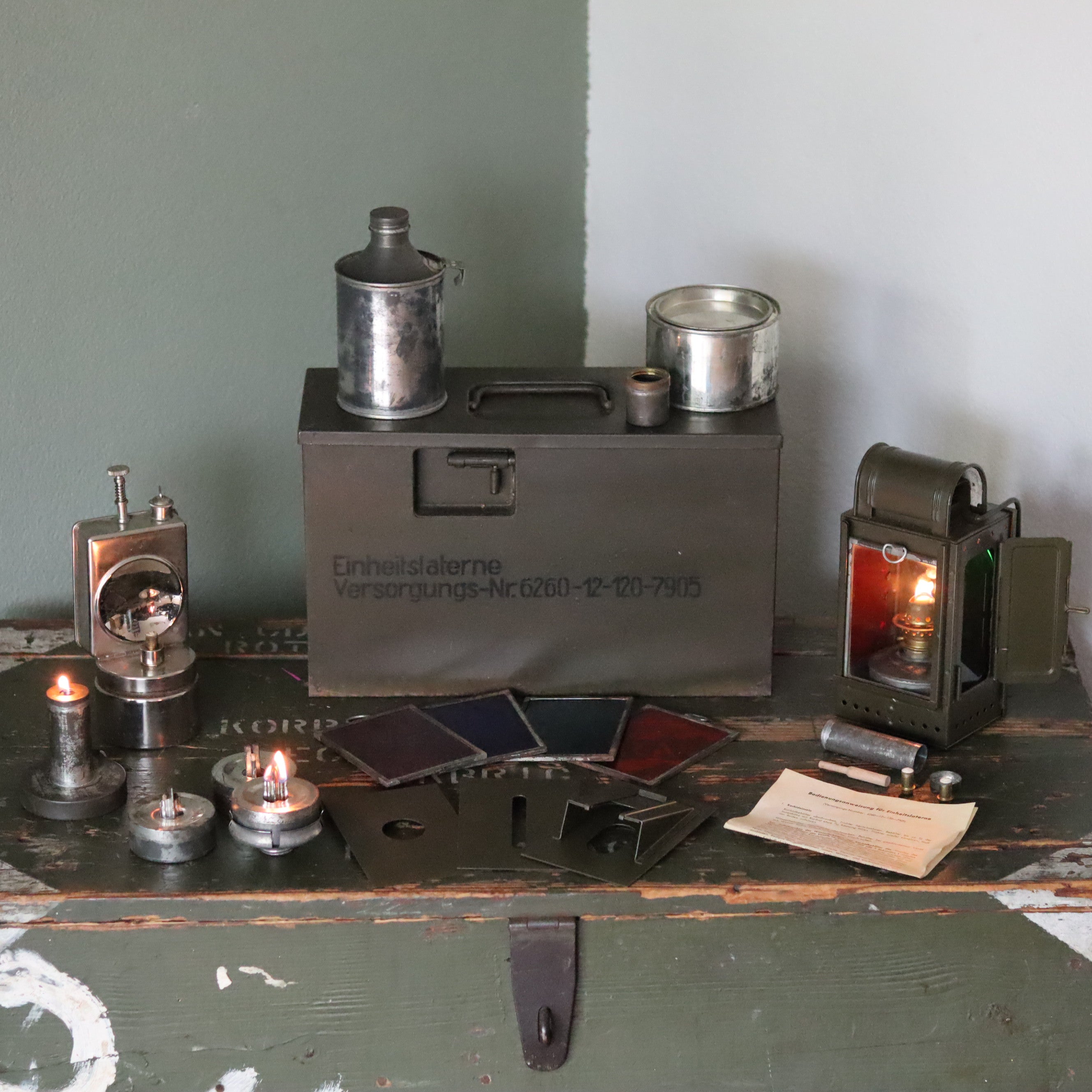 Rare German Einheitslaterne – Multi-Fuel Signal Lamp with Accessories (Osmeka, 1950s–1960s)