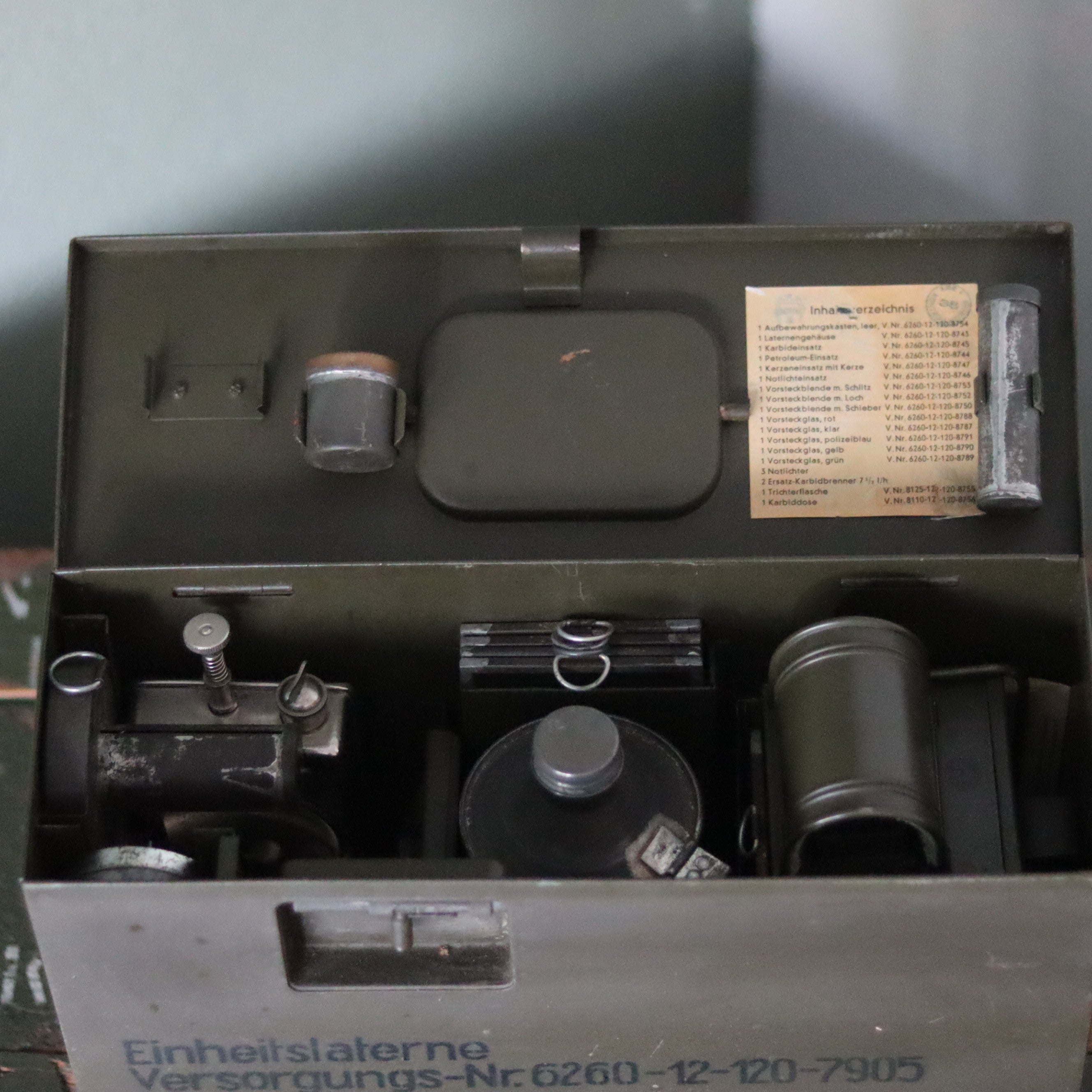 Rare German Einheitslaterne – Multi-Fuel Signal Lamp with Accessories (Osmeka, 1950s–1960s)