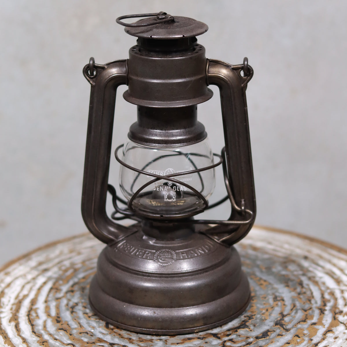 Vintage Feuerhand 176 Storm Lantern – Post-WWII Model, 1950s oil lamp with glass chimney and metal frame in excellent condition