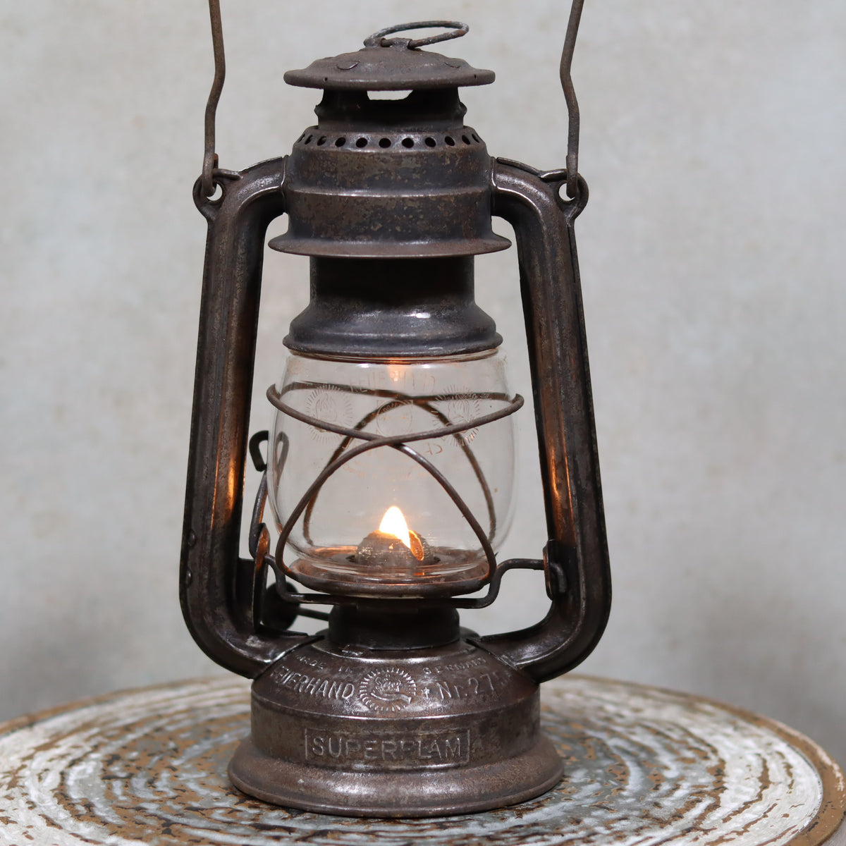 Rare Pre-War Storm Lantern – Feuerhand 275 Superflam, 1930s oil lamp with original glass and German marking for French market