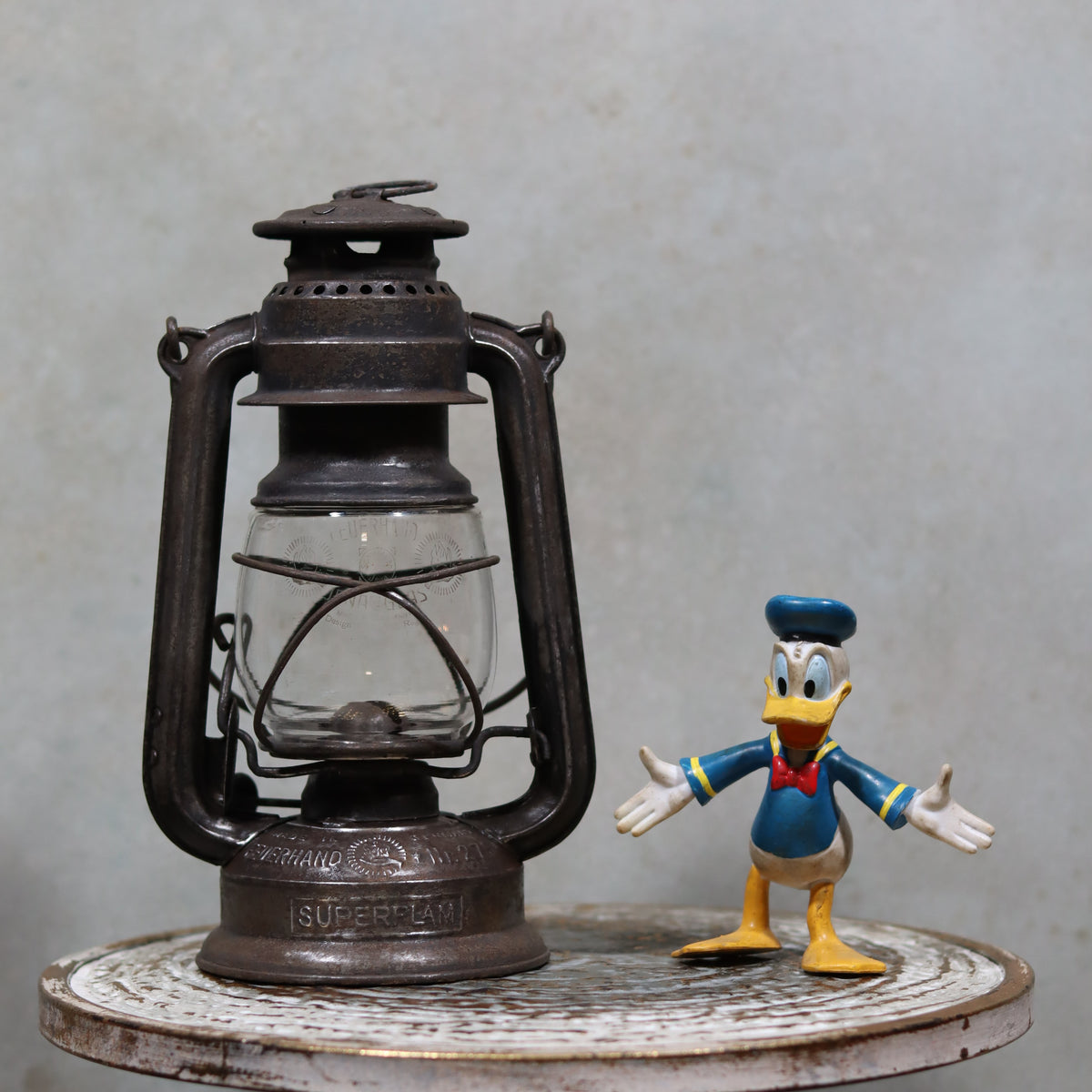 Rare Pre-War Storm Lantern – Feuerhand 275 Superflam, 1930s oil lamp with original glass and German marking for French market