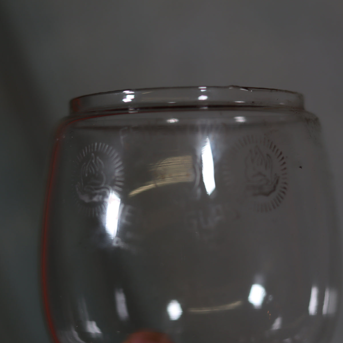 Rare Pre-War Storm Lantern – Feuerhand 275 Superflam, 1930s original glass with German marking for French market close-up