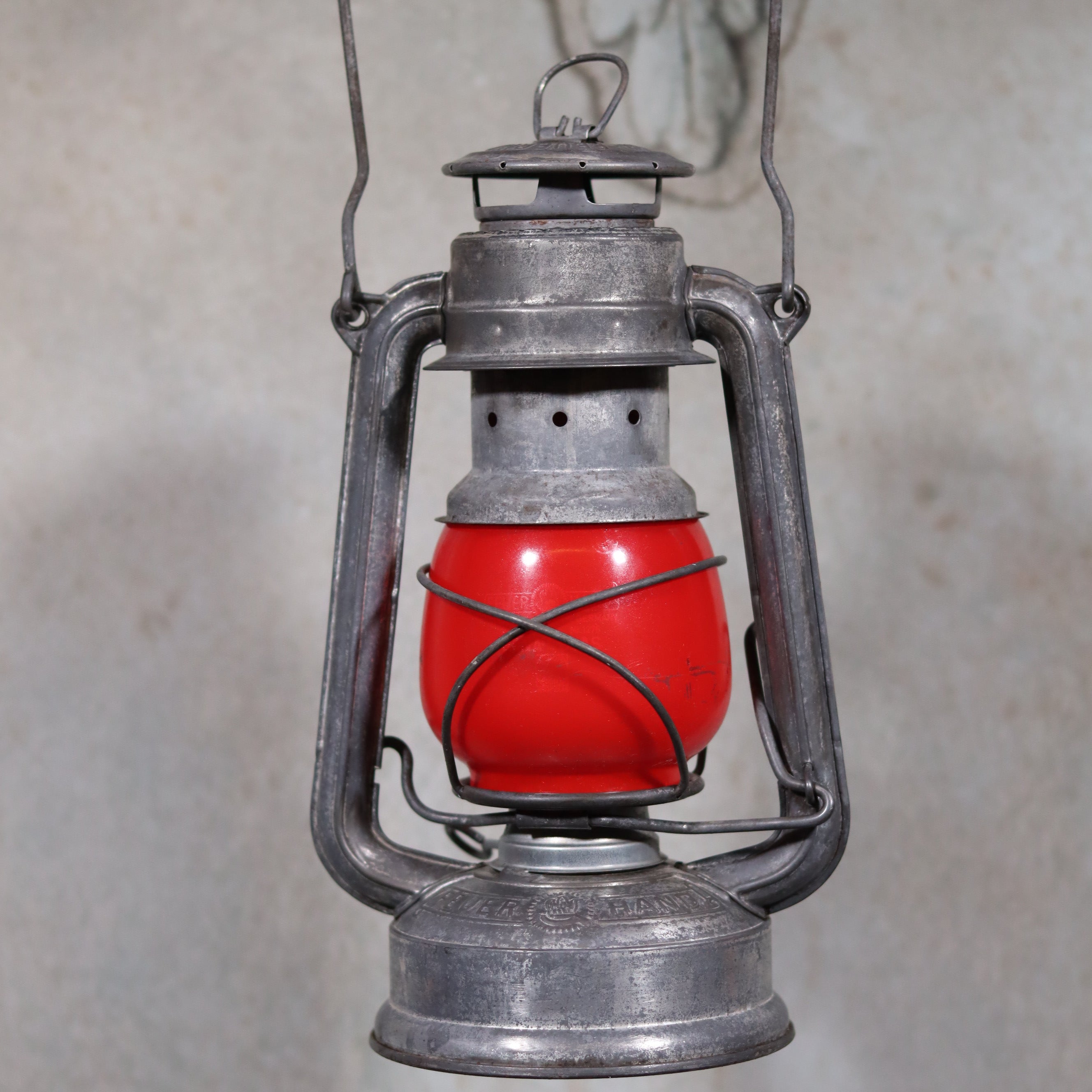 Vintage Feuerhand Baby 275 Hurricane Lantern – Western Germany – Red Glass with metal frame and bright red glass oil lamp reservoir