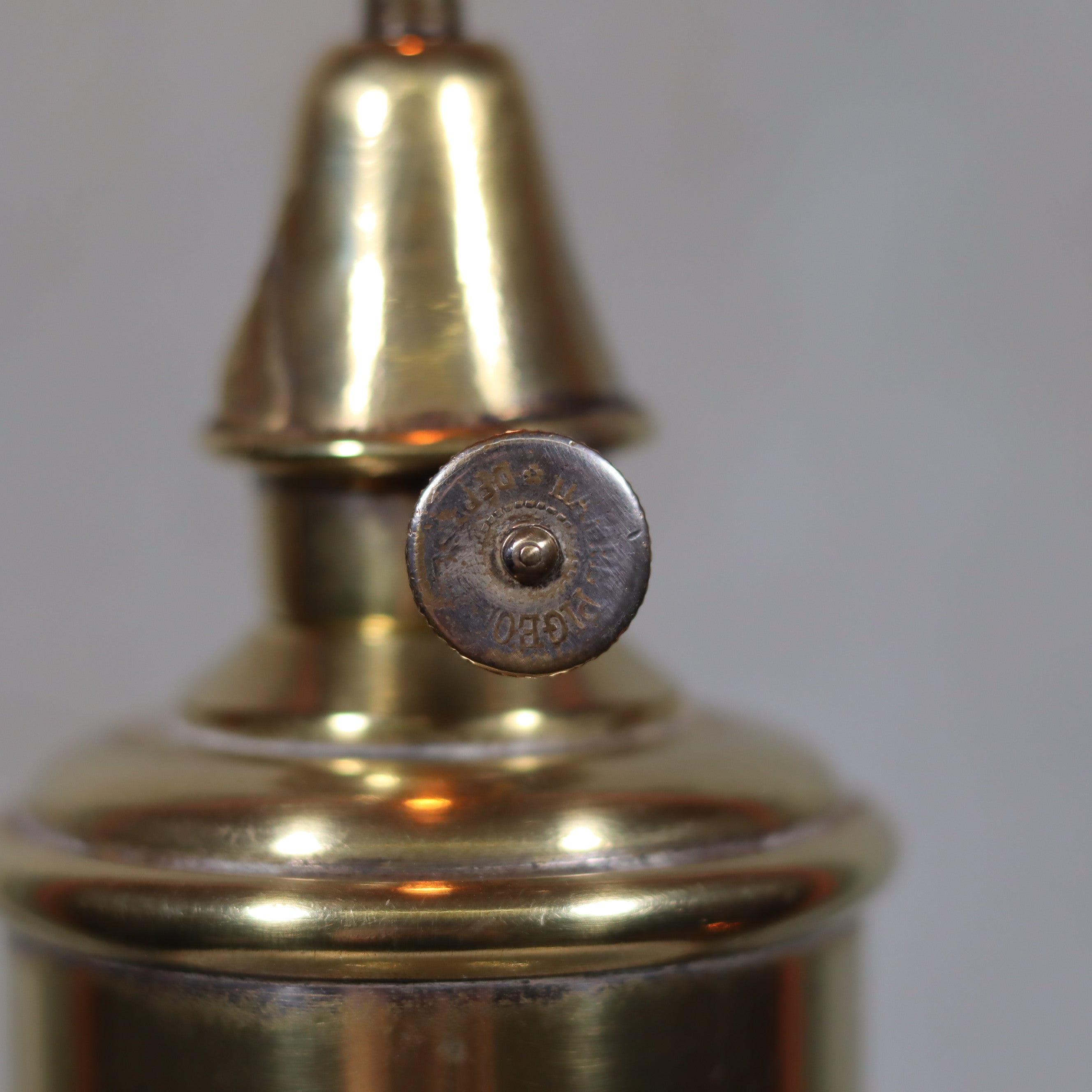 Rare Vintage Pigeon Oil Lamp – Standing Model (c.1930)