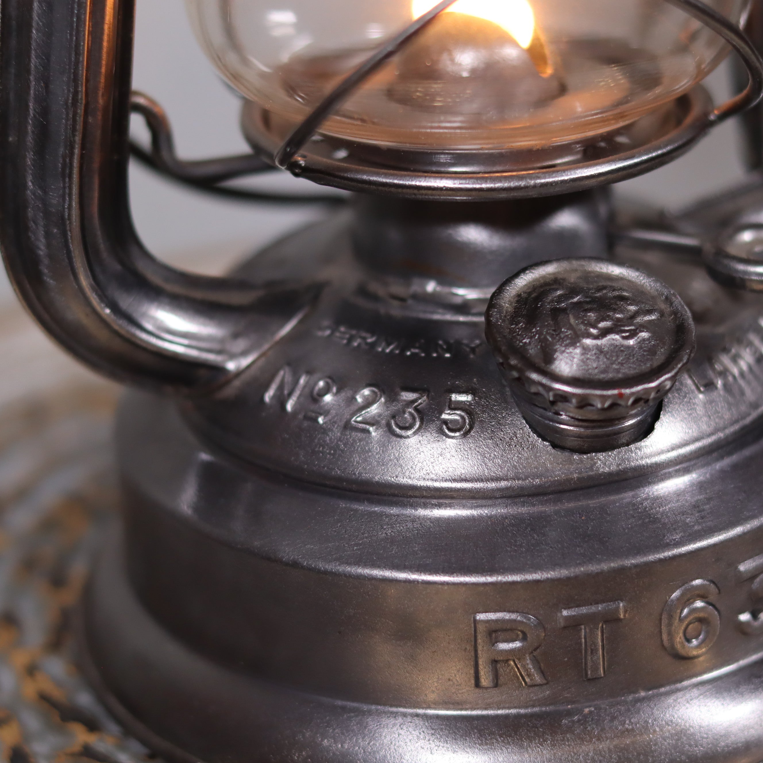 Rare Feuerhand 235 RT63 Hurricane Lantern – Original Glass, Excellent Condition