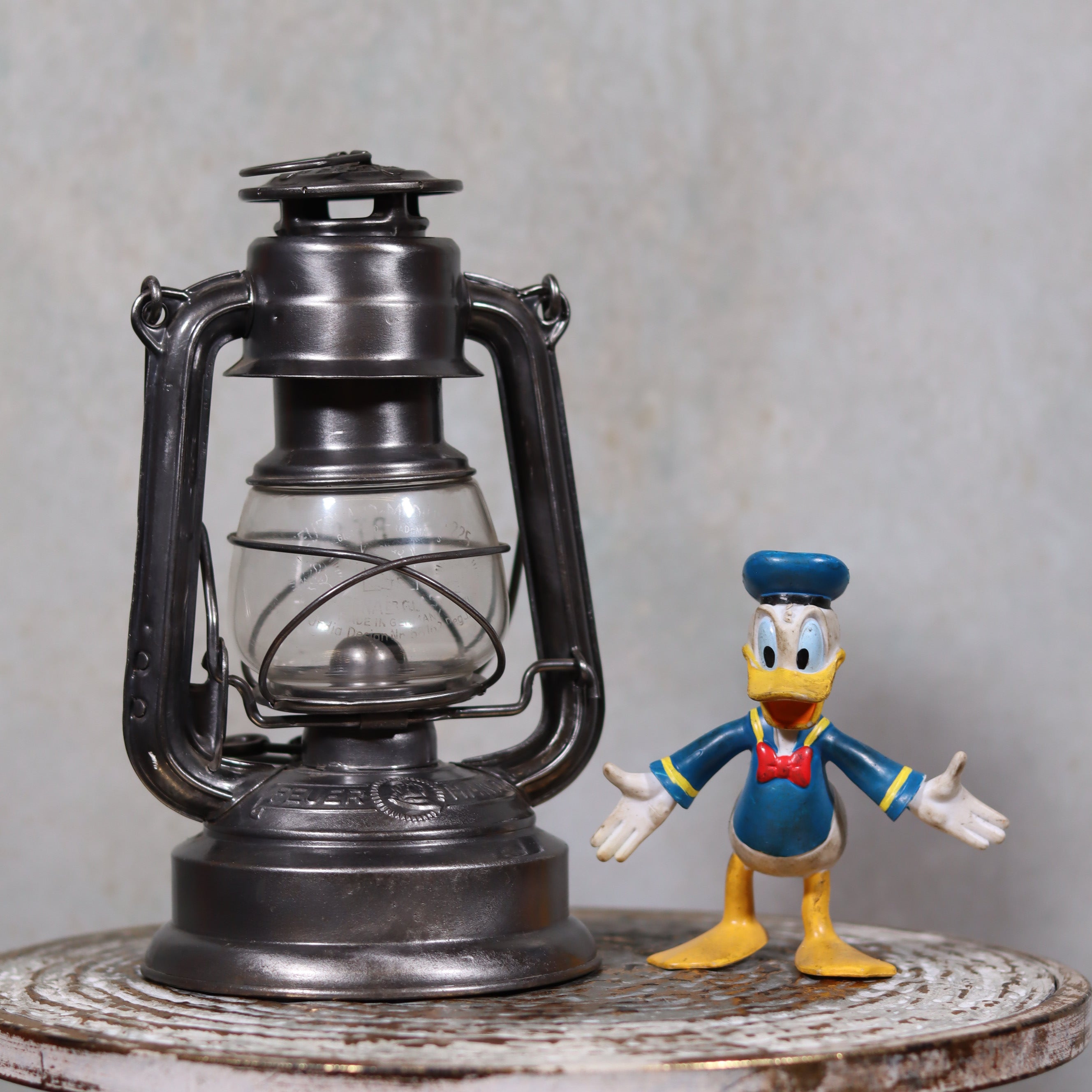 Rare Feuerhand 235 RT63 Hurricane Lantern – Original Glass, Excellent Condition