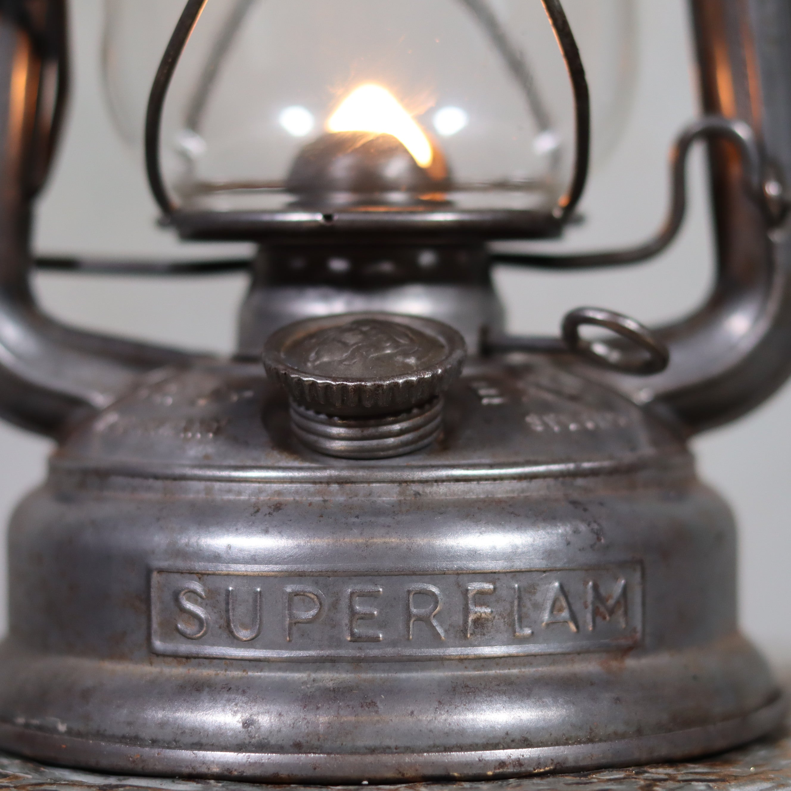 Rare Feuerhand 276 Superflam Hurricane Lantern – Excellent Working Condition, Post-WWII Model