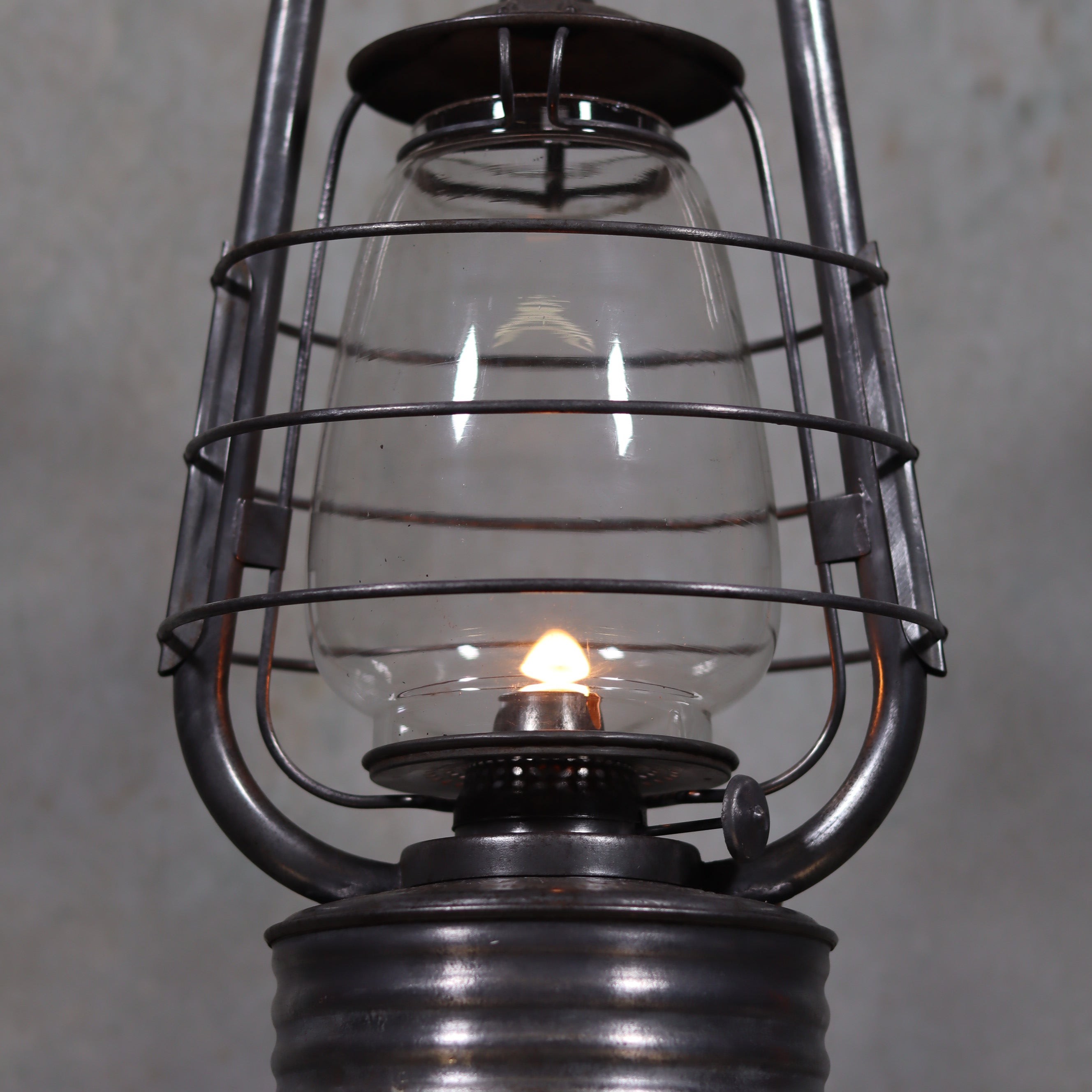 Rare French Val d'Or Hurricane Lantern by Etablissement Ch. Goujon – Beautiful Working Condition with Brass Details
