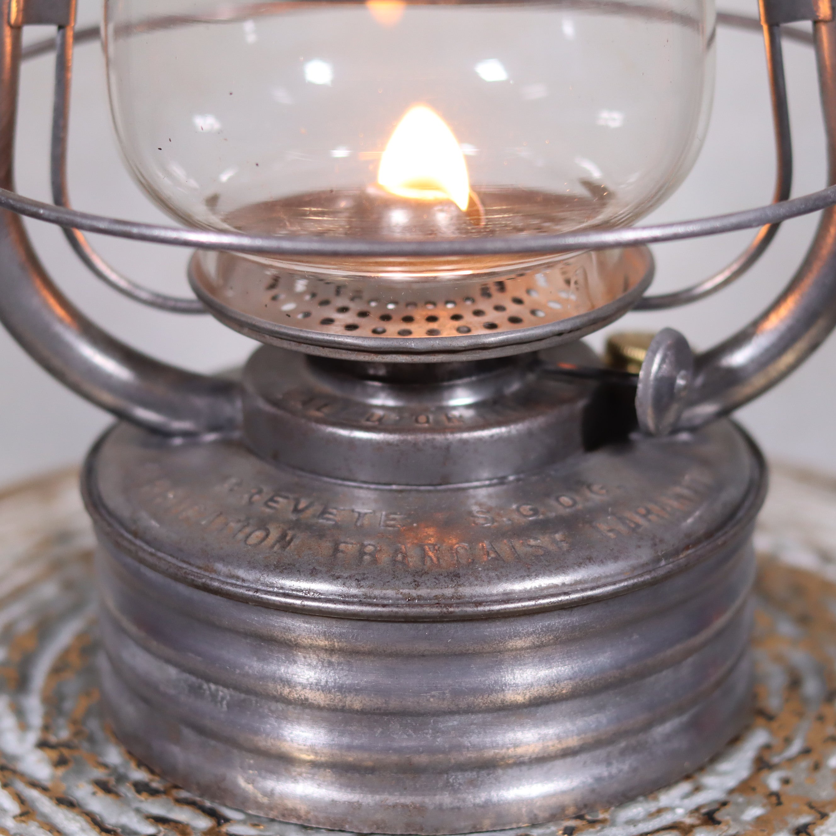 Rare French Val d'Or Hurricane Lantern by Etablissement Ch. Goujon – Beautiful Working Condition with Brass Details