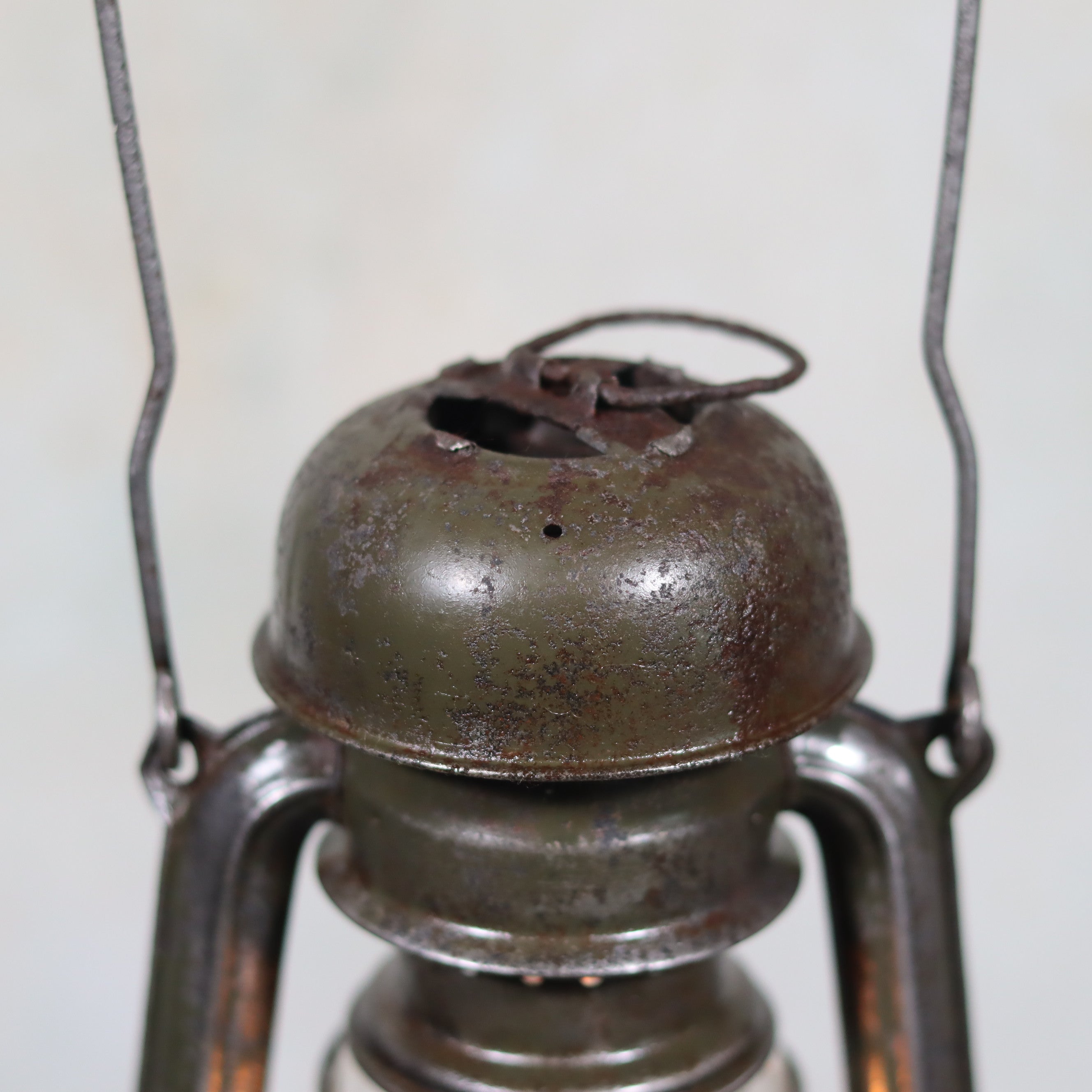 Rare Feuerhand 176 Storm Lantern – “Pilzkopf” Design with Original Glass (1940s) oil lamp top detail showing aged metalwork