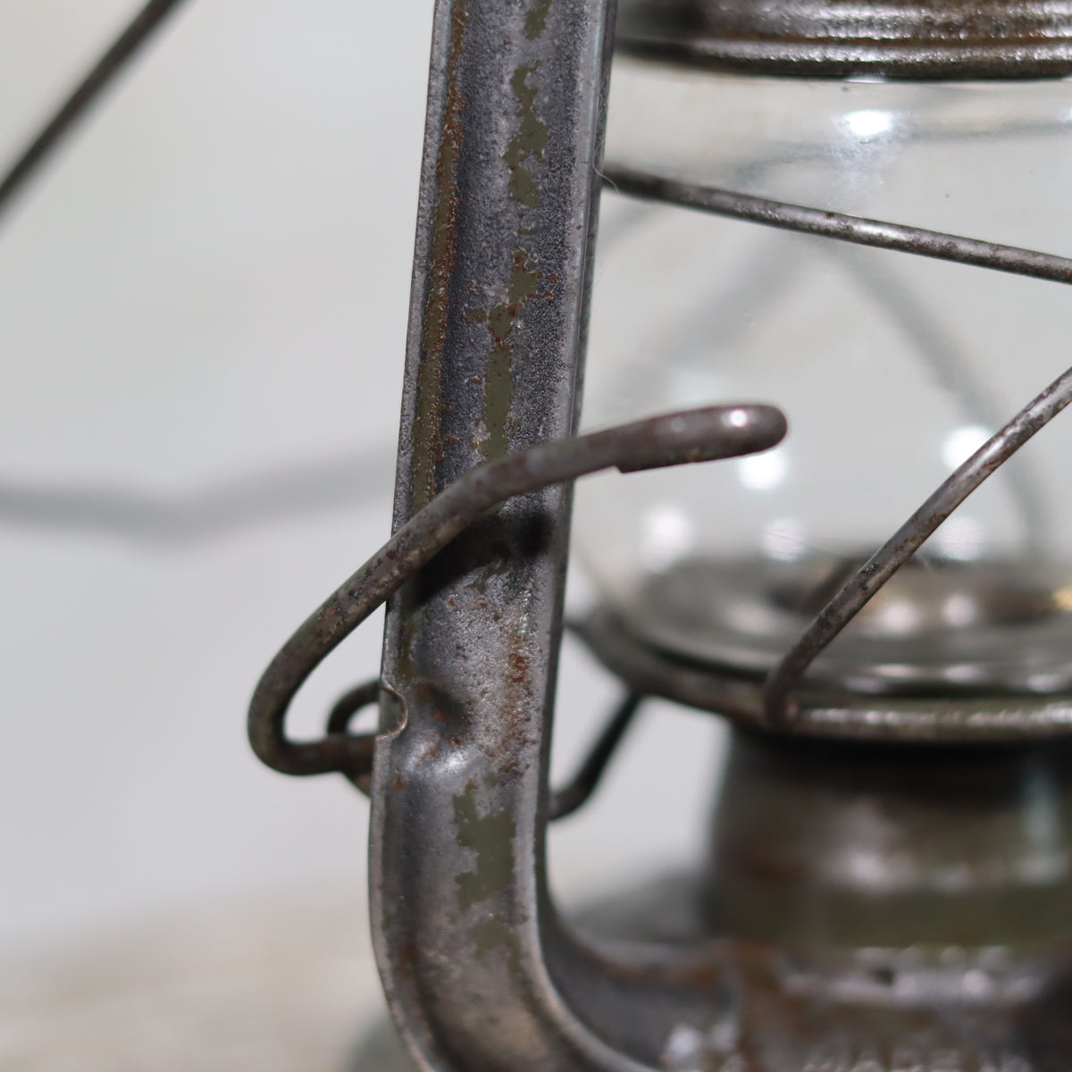 Rare Feuerhand 176 Storm Lantern – “Pilzkopf” Design with Original Glass (1940s) showing metal frame and glass detail of oil lamp