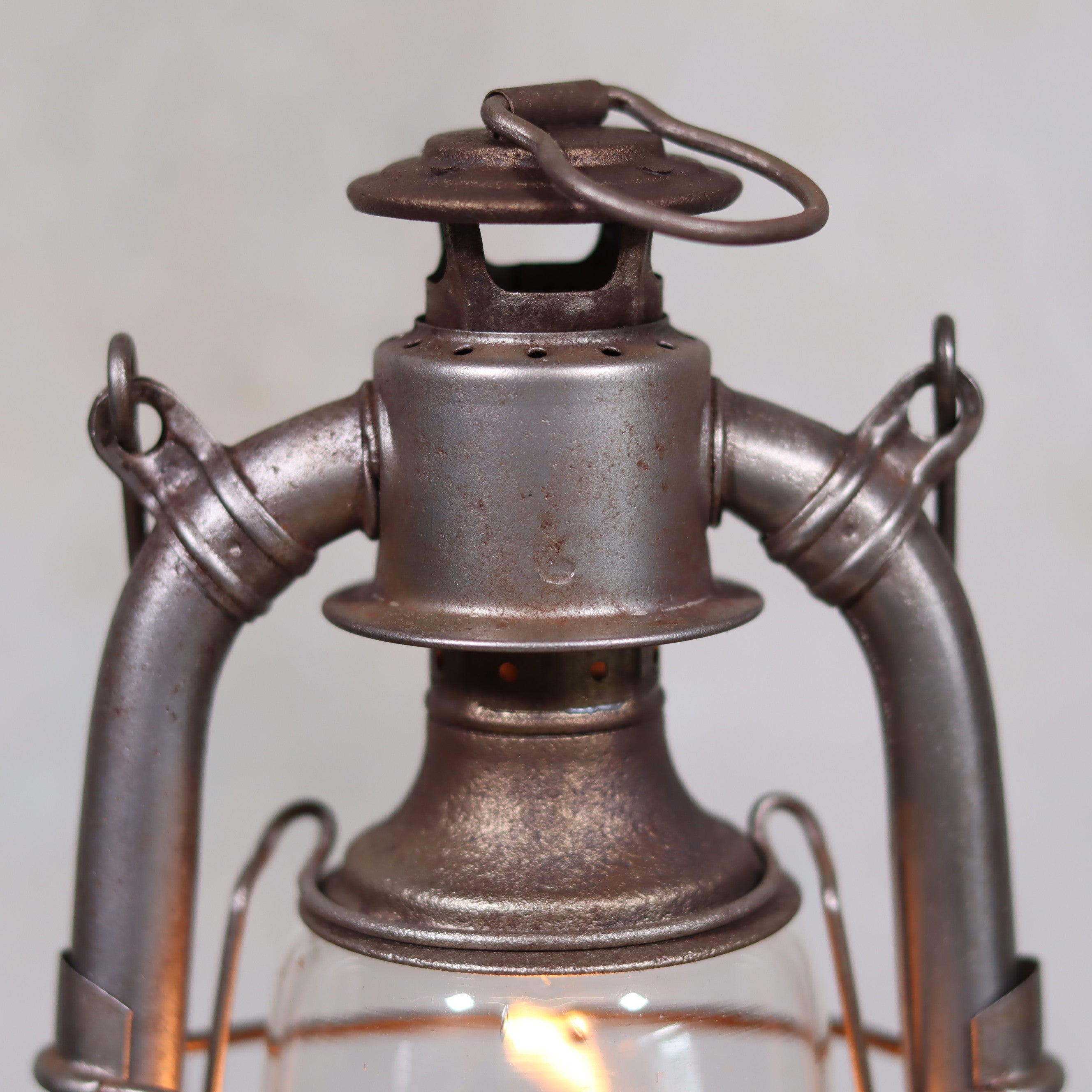 Extremely Rare Pre-War Storm Lantern – Hasag Orkan No. 333 (1937–1939) vintage oil lamp detail close-up