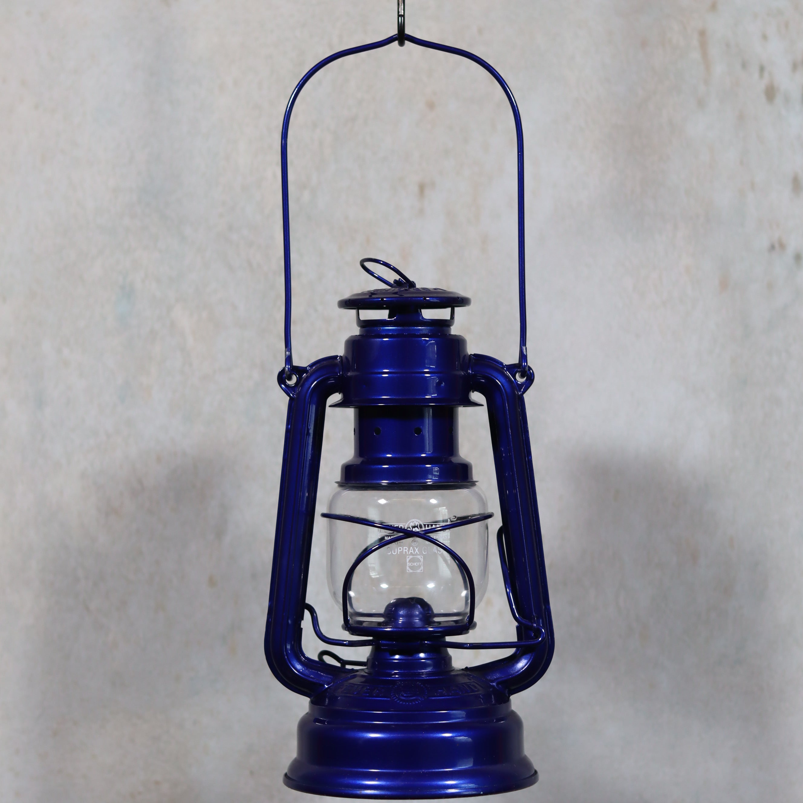 Rare Feuerhand 276 “Night Beach” – Limited Edition Airbrush Model (Near Mint) blue oil lamp on neutral background