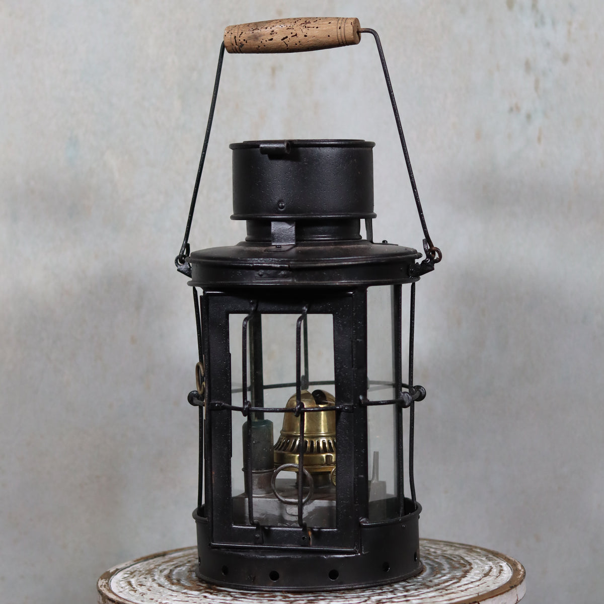 Fantastic and Rare Trench Lantern by Hinks Birmingham – 1918 – Complete and Working vintage oil lamp with glass panels and metal frame