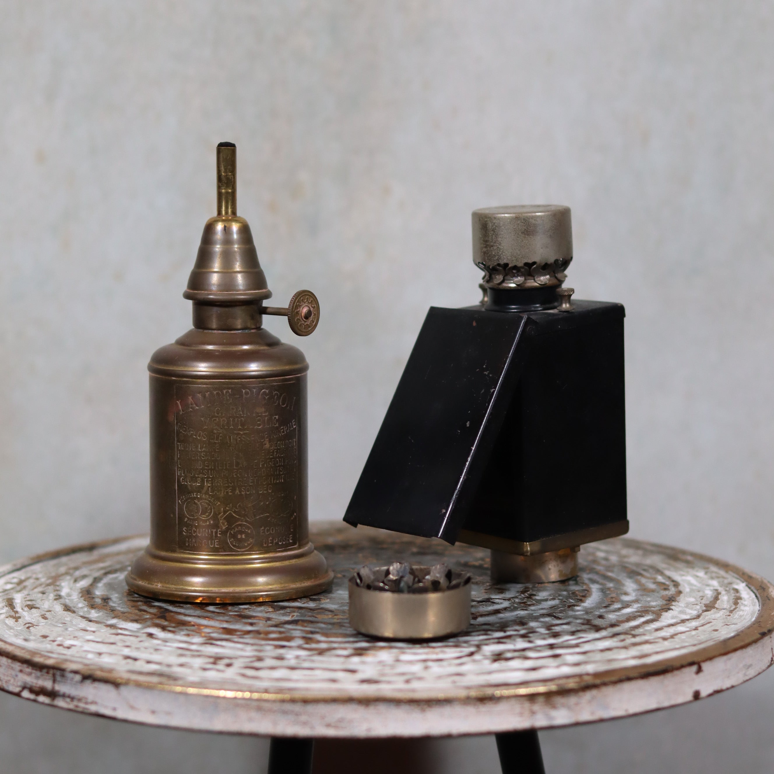 Rare Darkroom Oil Lamp – Pigeon Lamp with “Lampe Junius” Attachment – Excellent Condition displayed on a vintage table surface