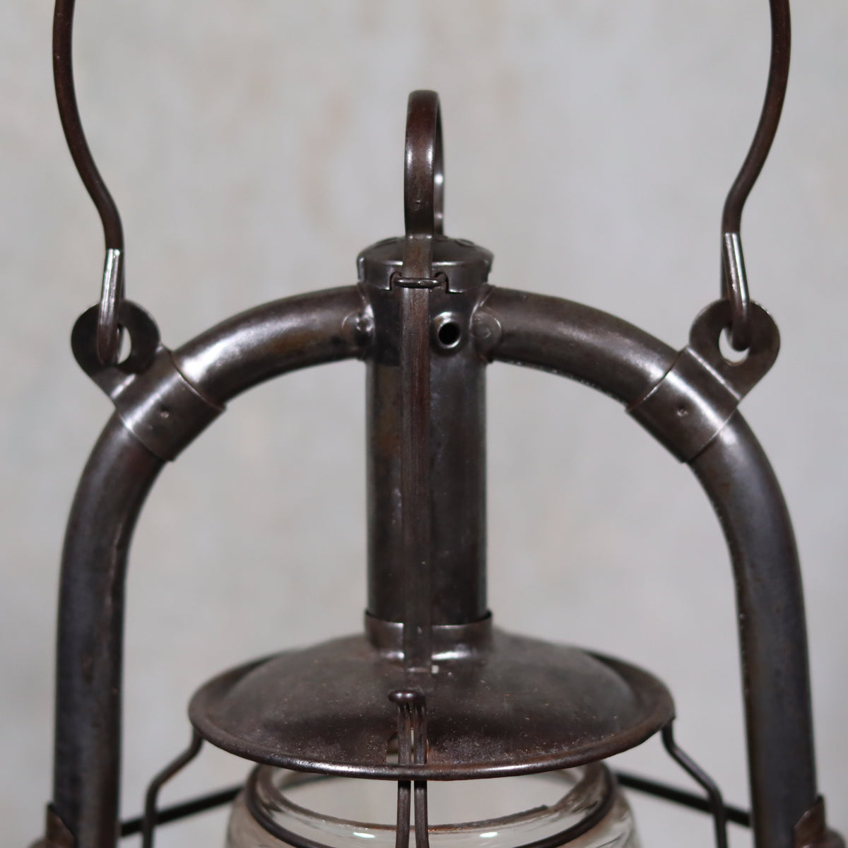 Exceptional Stübgen & Co. BAT 2850 Hurricane Lantern Germany ca 1939–1940 oil lamp with marked glass and red accents