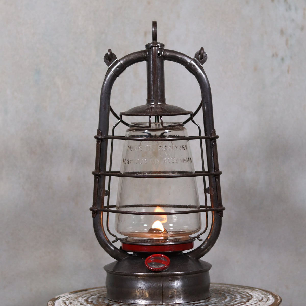 Exceptional Stübgen & Co. BAT 2850 Hurricane Lantern – Germany ca 1939–1940 with marked glass and red accents oil lamp