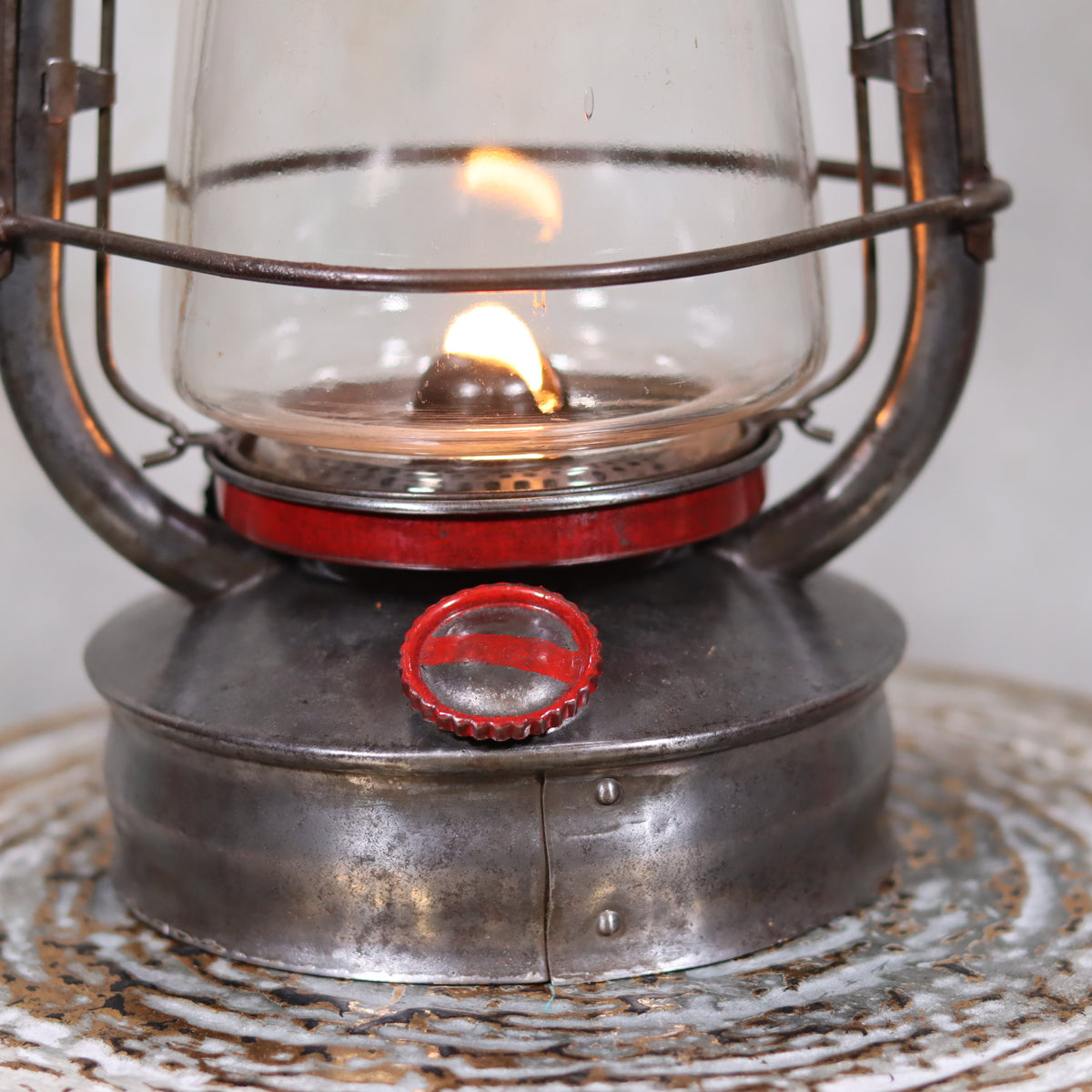 Exceptional Stübgen & Co. BAT 2850 Hurricane Lantern Germany ca 1939–1940 with marked glass and red accents on oil lamp