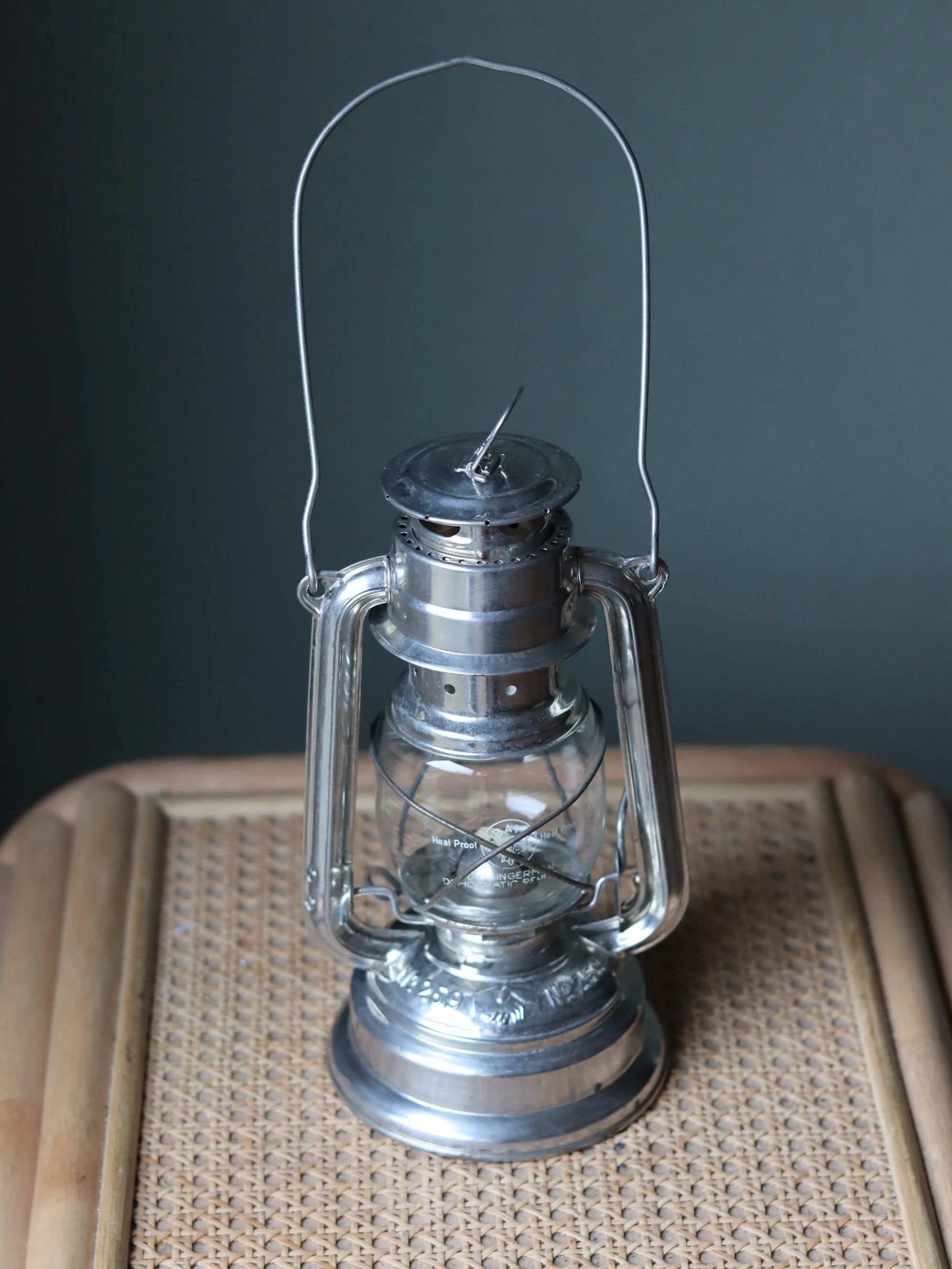 Rare New Old Stock Mewa Hurricane Lantern – BAT 259 (1970s/80s) vintage metal oil lamp with glass enclosure