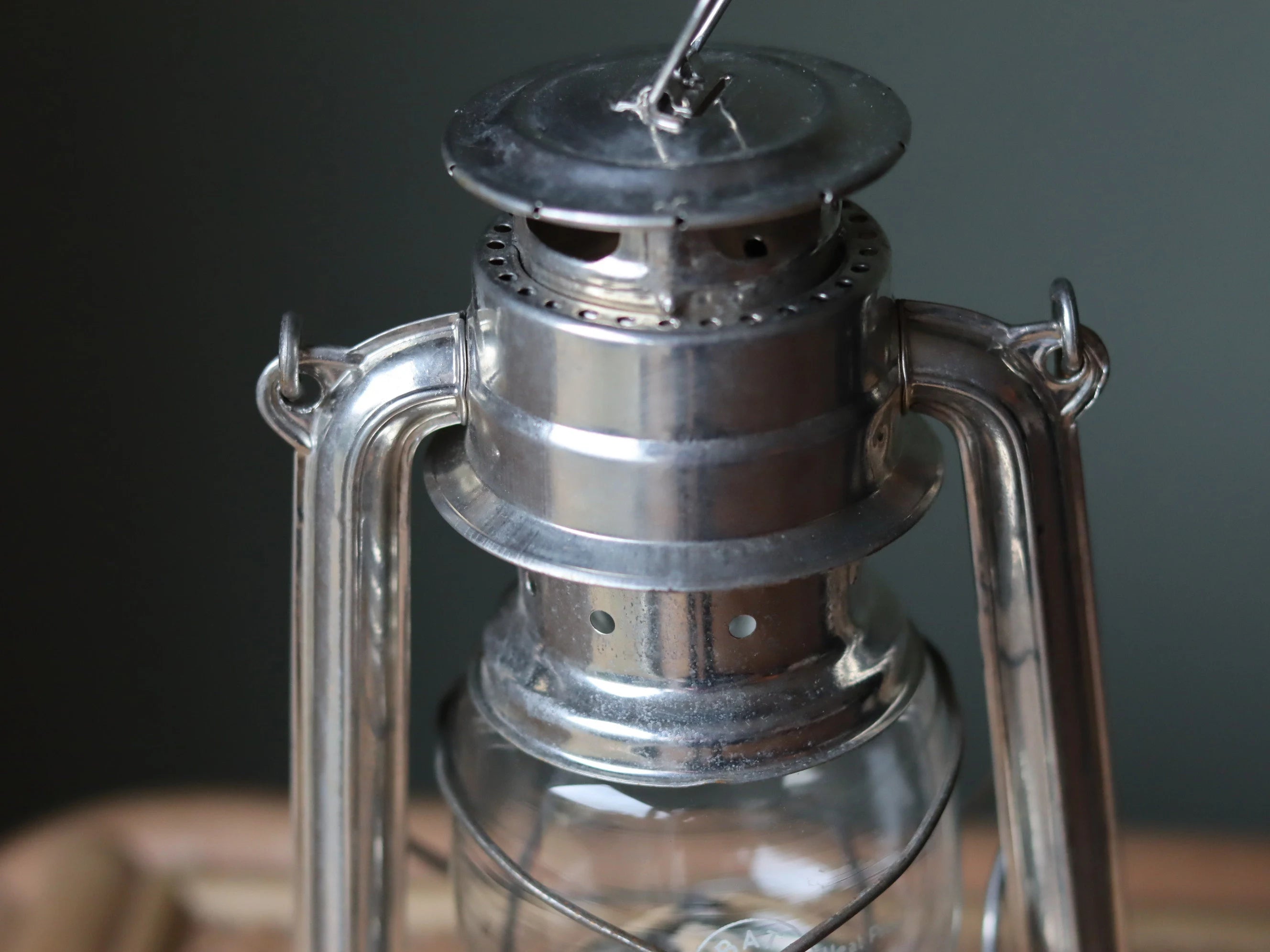 Rare New Old Stock Mewa Hurricane Lantern – BAT 259 (1970s/80s) detailed close-up of oil lamp top and vent holes