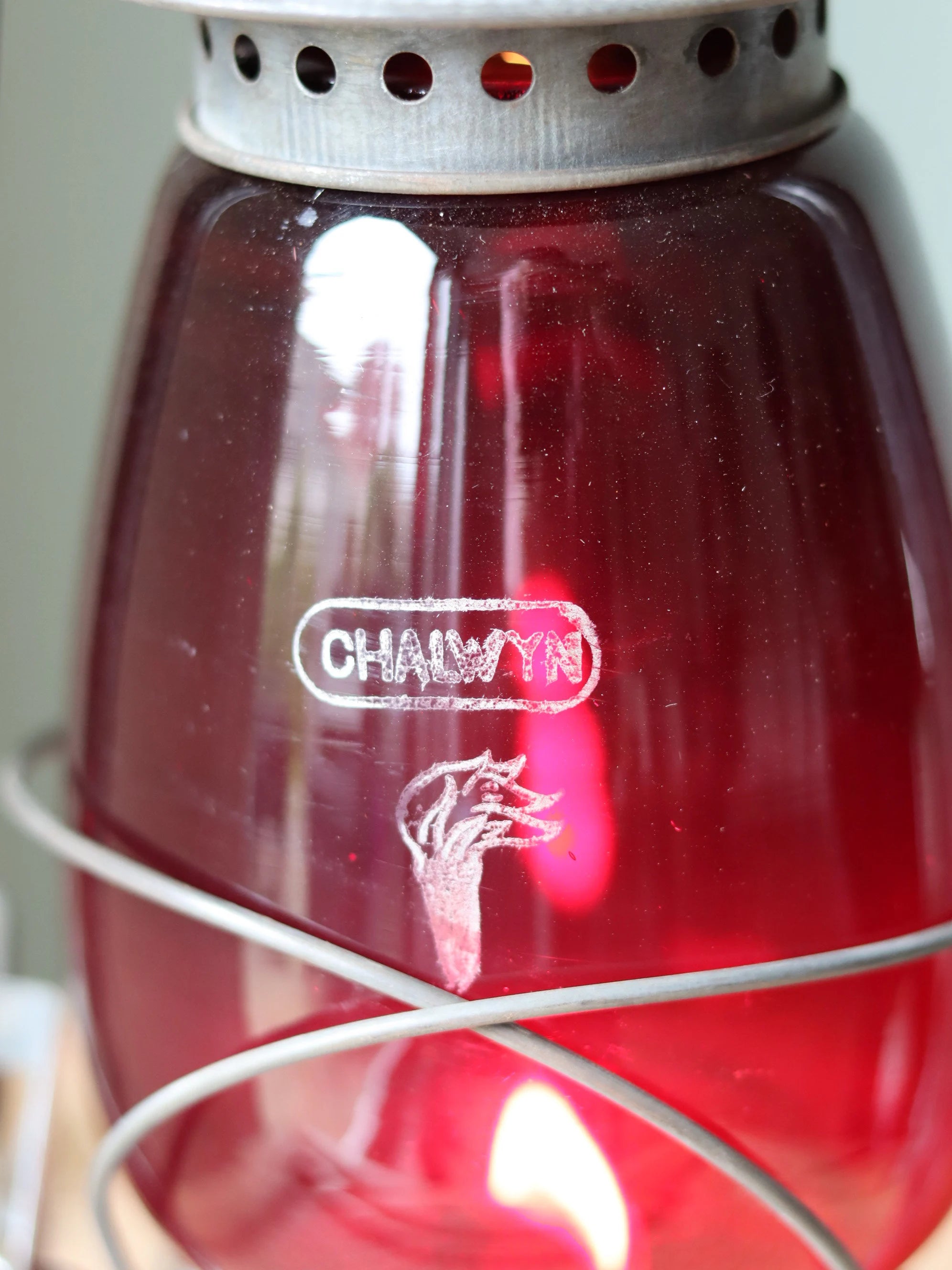 Chalwyn “Far East” Hurricane Lantern – Made in England (1960s) – Working Condition