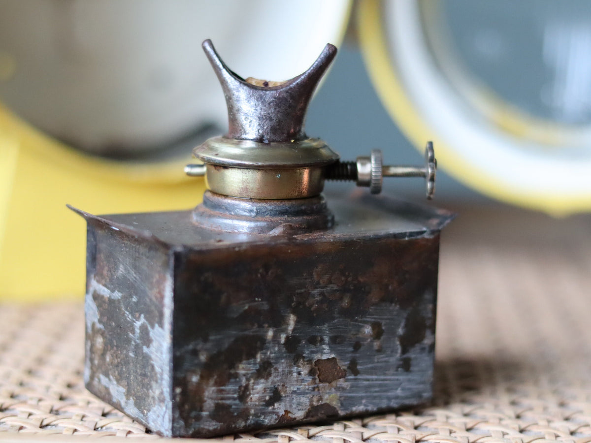 Vintage Dutch Railway Signal Lamp – NS Oil Lantern, 1930s metal oil lamp base and wick adjuster in rustic condition