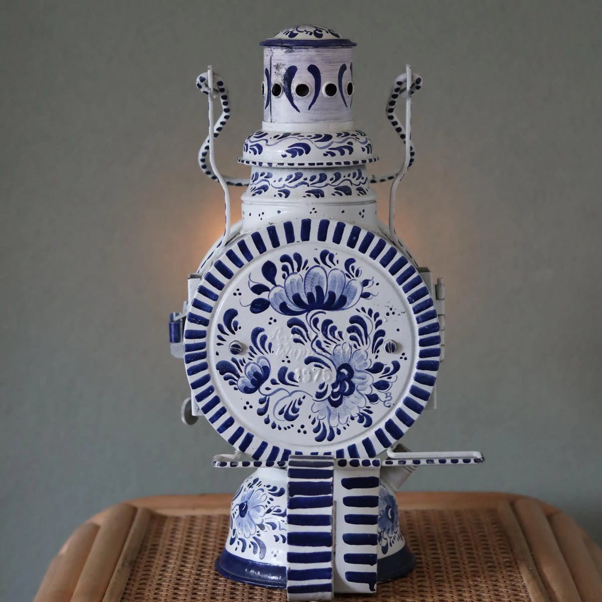 Unique Vintage Train Lantern – A. Sartorius Wuppertal (1975) – Hand-Painted Art Object with detailed oil lamp design
