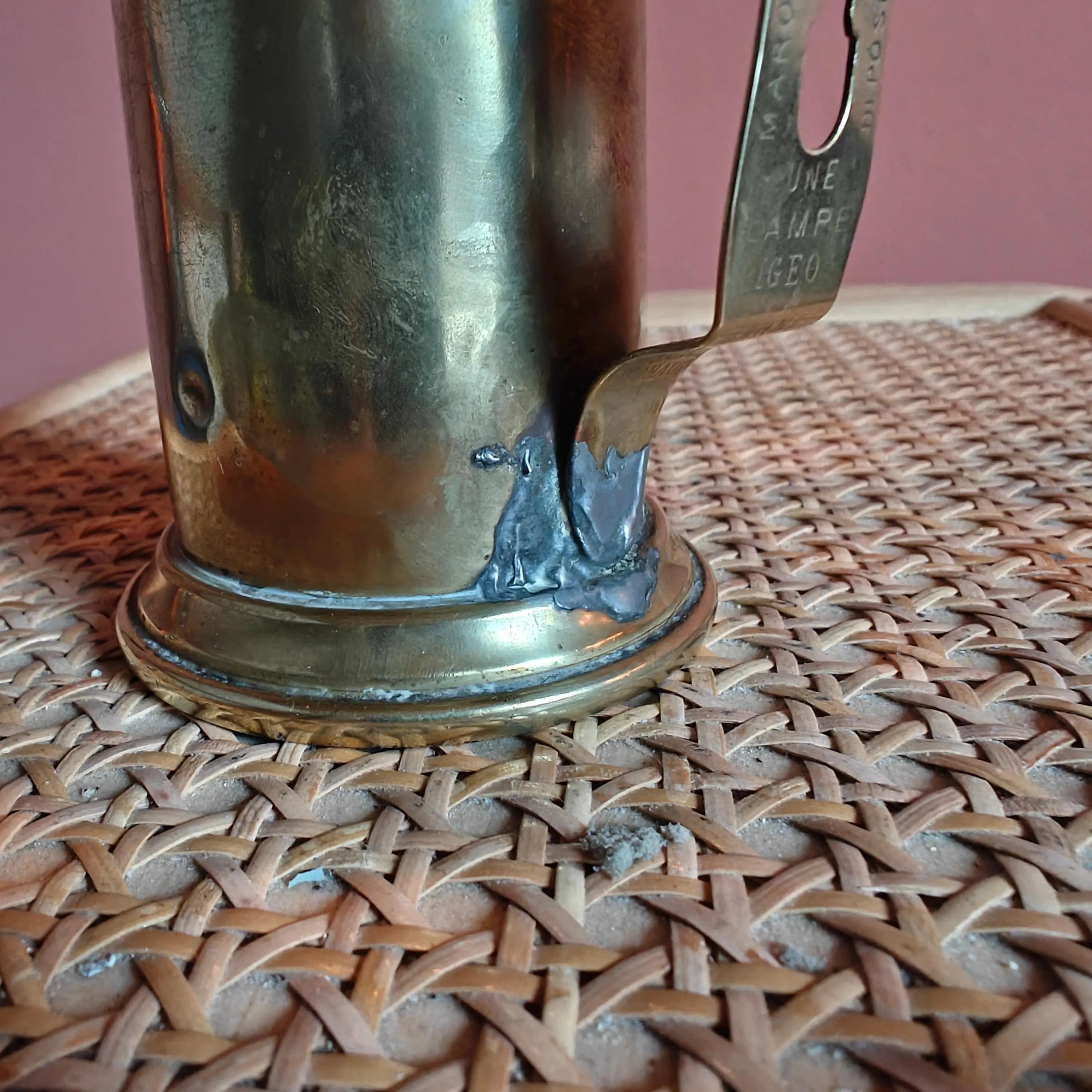 Vintage Pigeon Oil Lamp – Rare French Model (c.1900–1930)