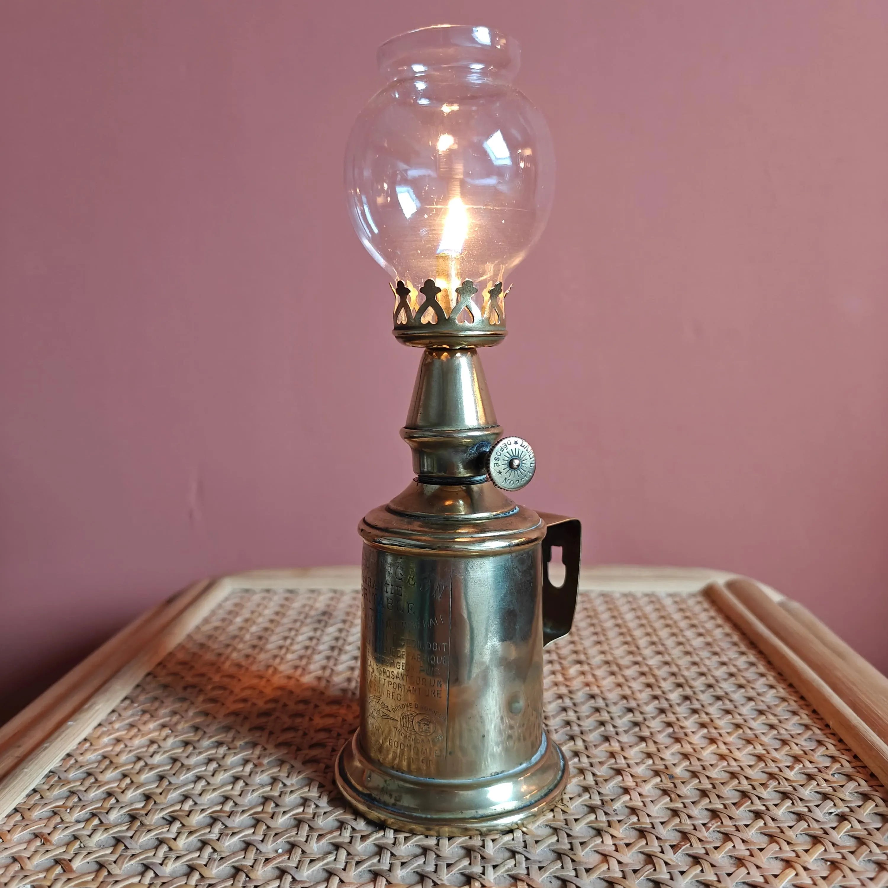Vintage Pigeon Oil Lamp – Rare French Model (c.1900–1930)