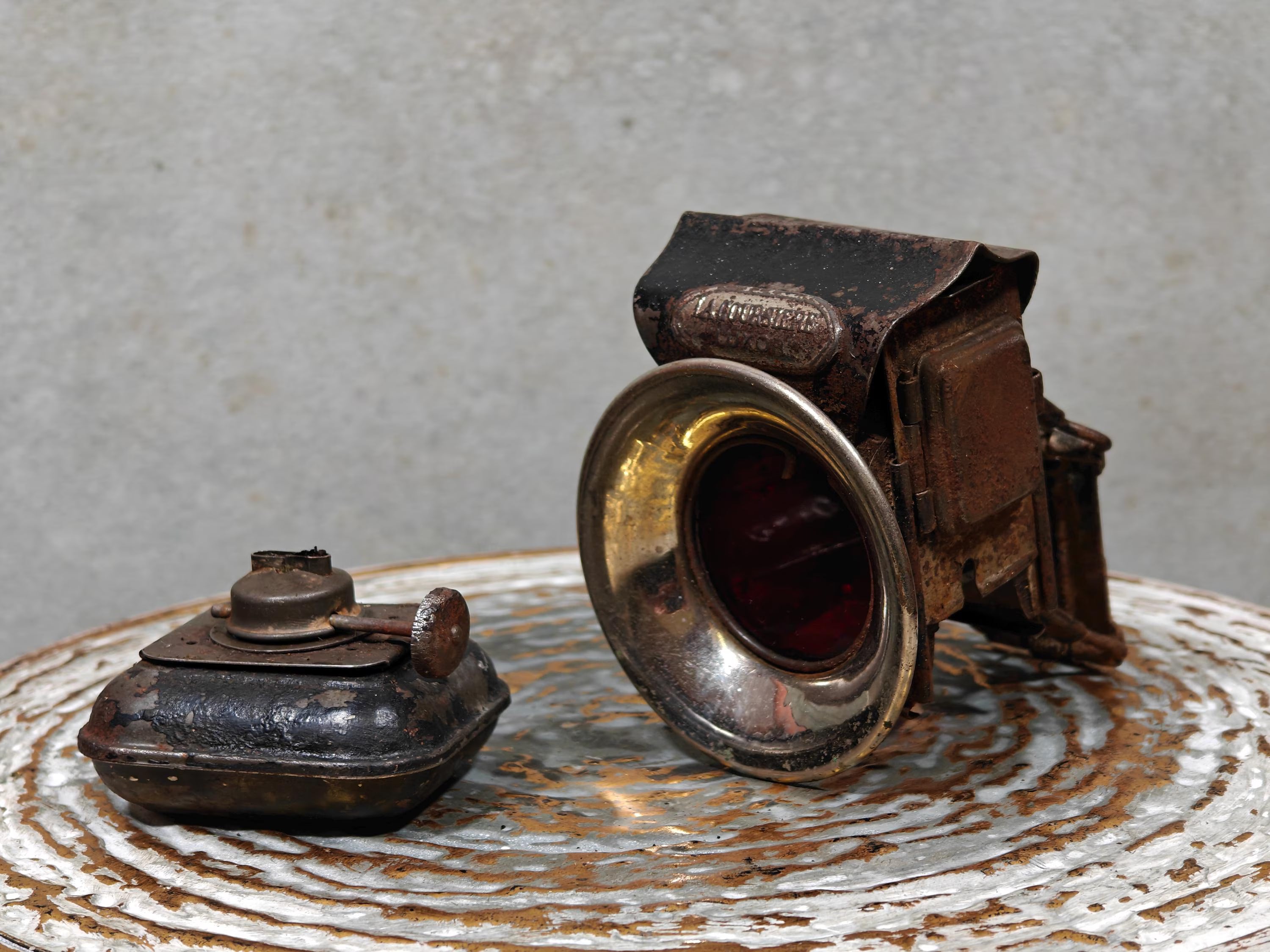 Rare Vintage Luxor Bicycle Oil Lamp – French La Coursière Model (1920s–1930s)