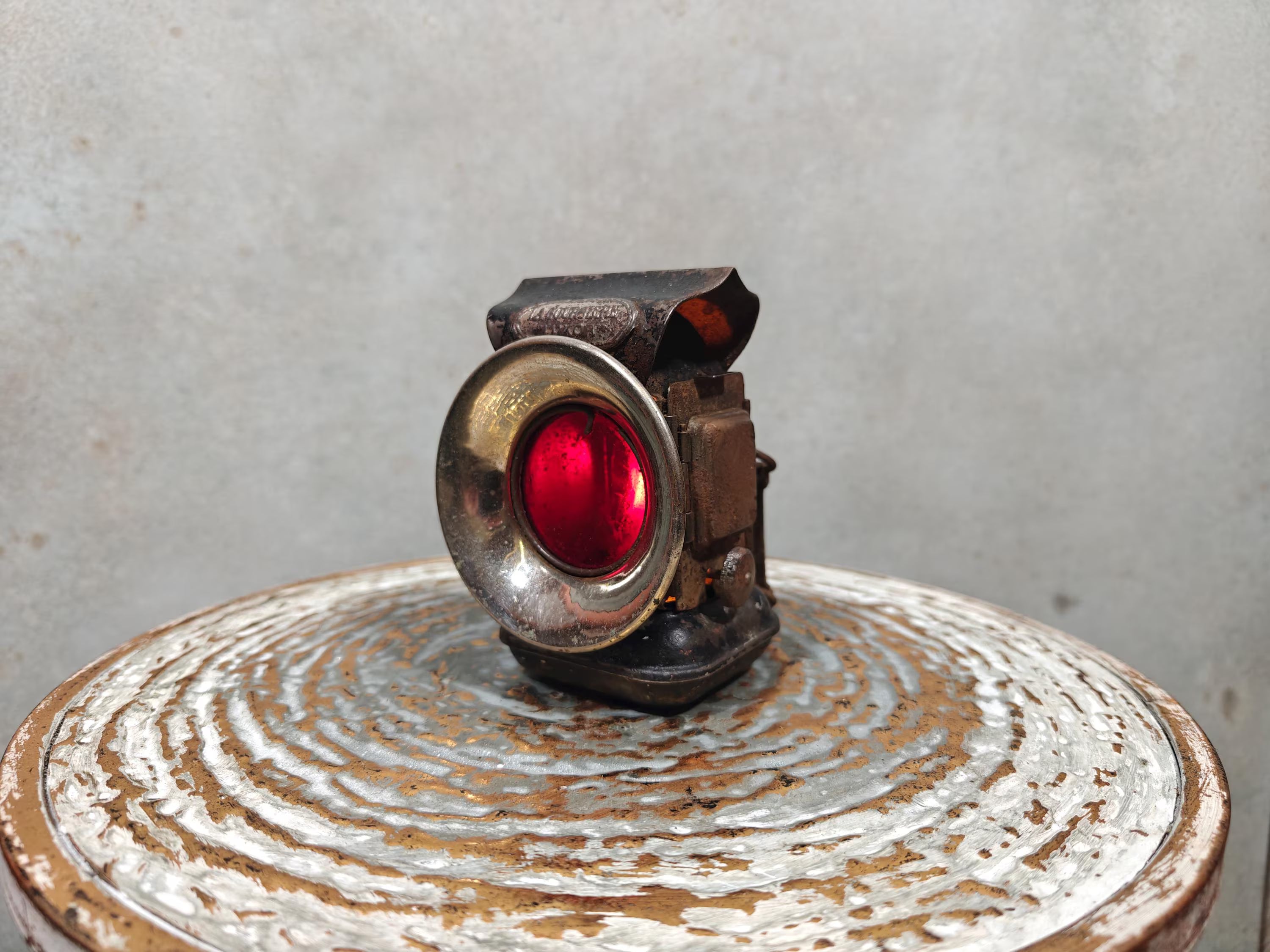 Rare Vintage Luxor Bicycle Oil Lamp – French La Coursière Model (1920s–1930s)