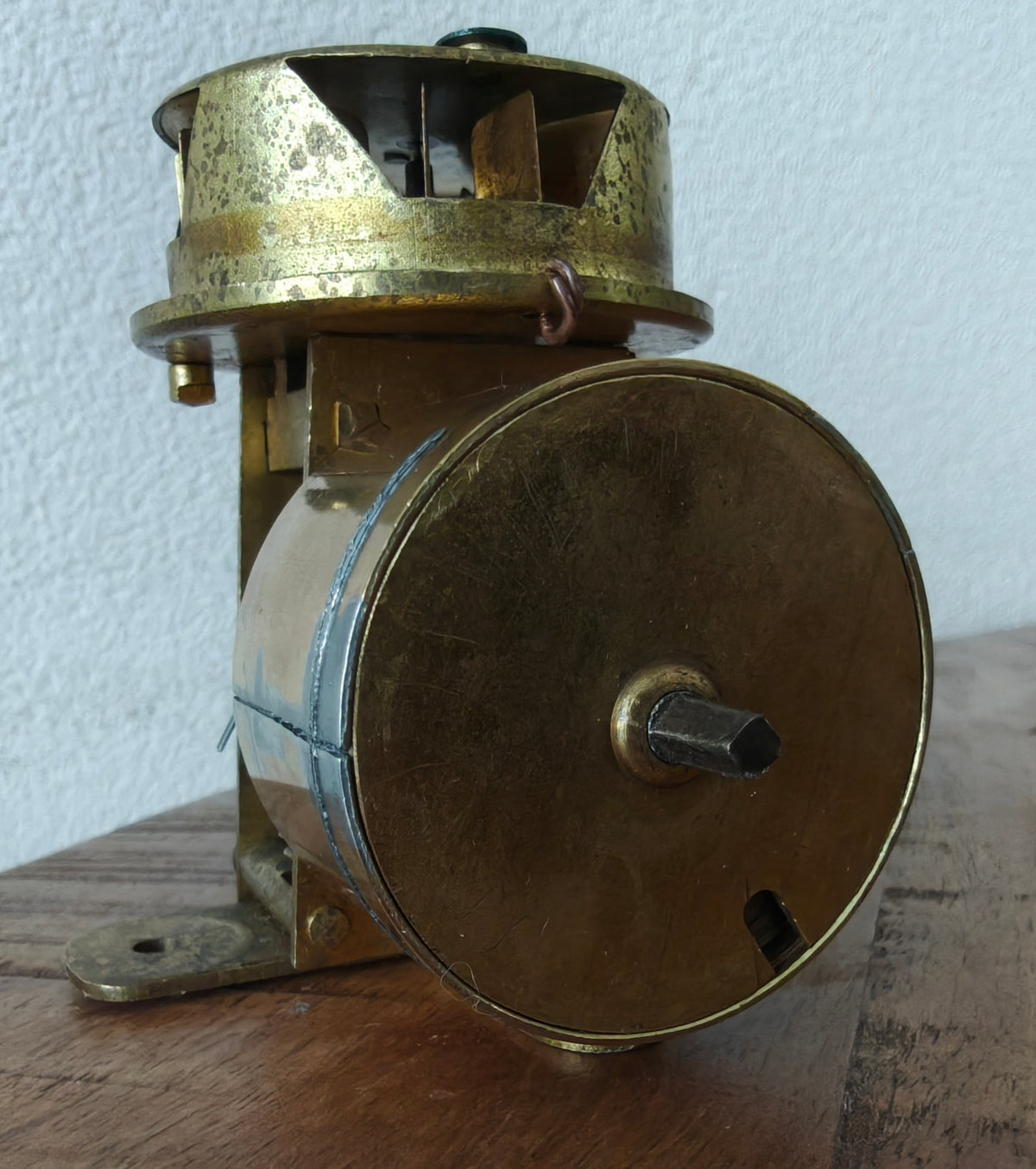 Extremely Rare “Improved Hitchcock Lamp” – Oil Lamp with Integrated Fan – USA, 1895–1905 – Fully Working